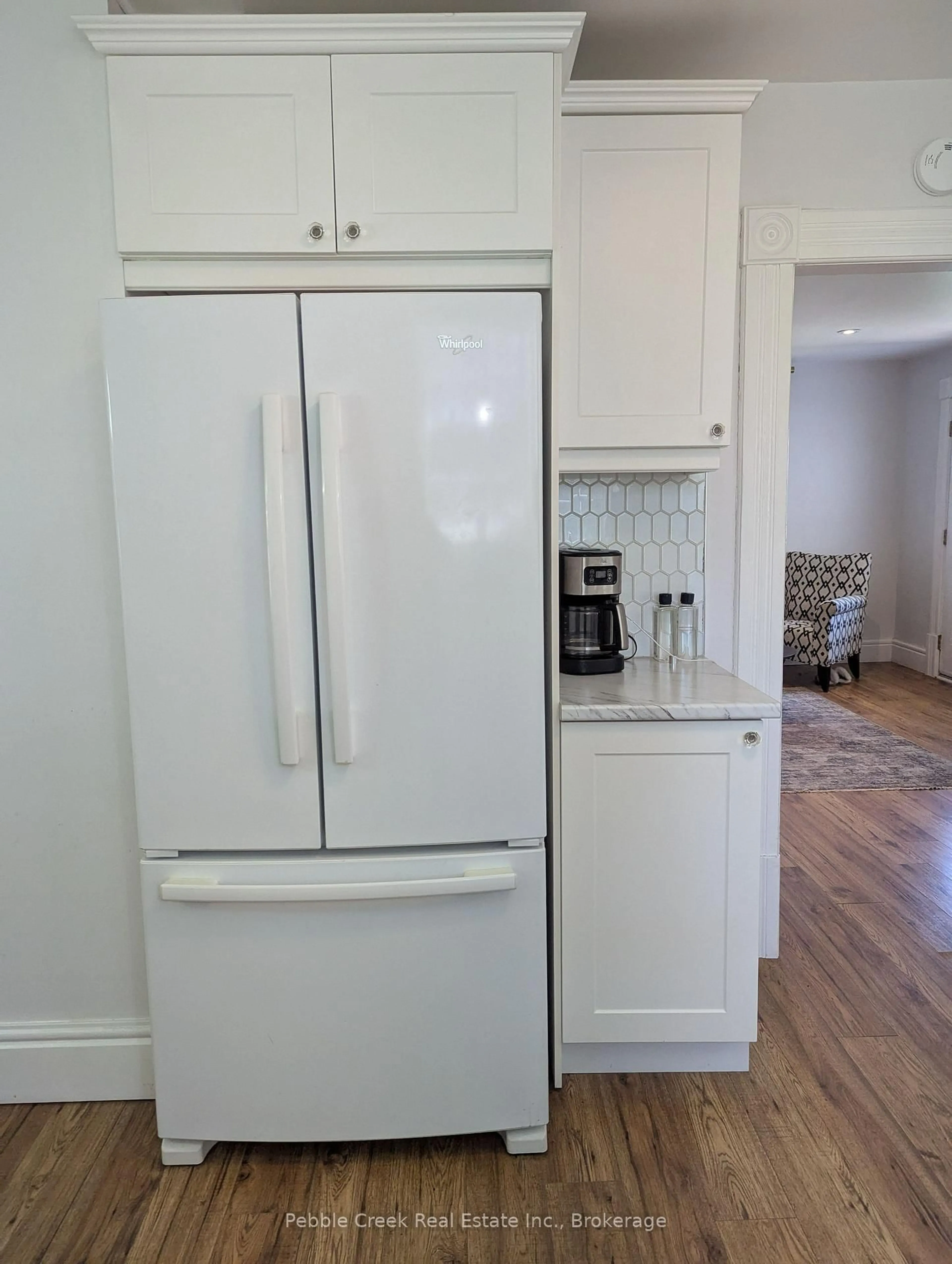 Standard kitchen, unknown for 146 Wellington St, Goderich Ontario N7A 3T4