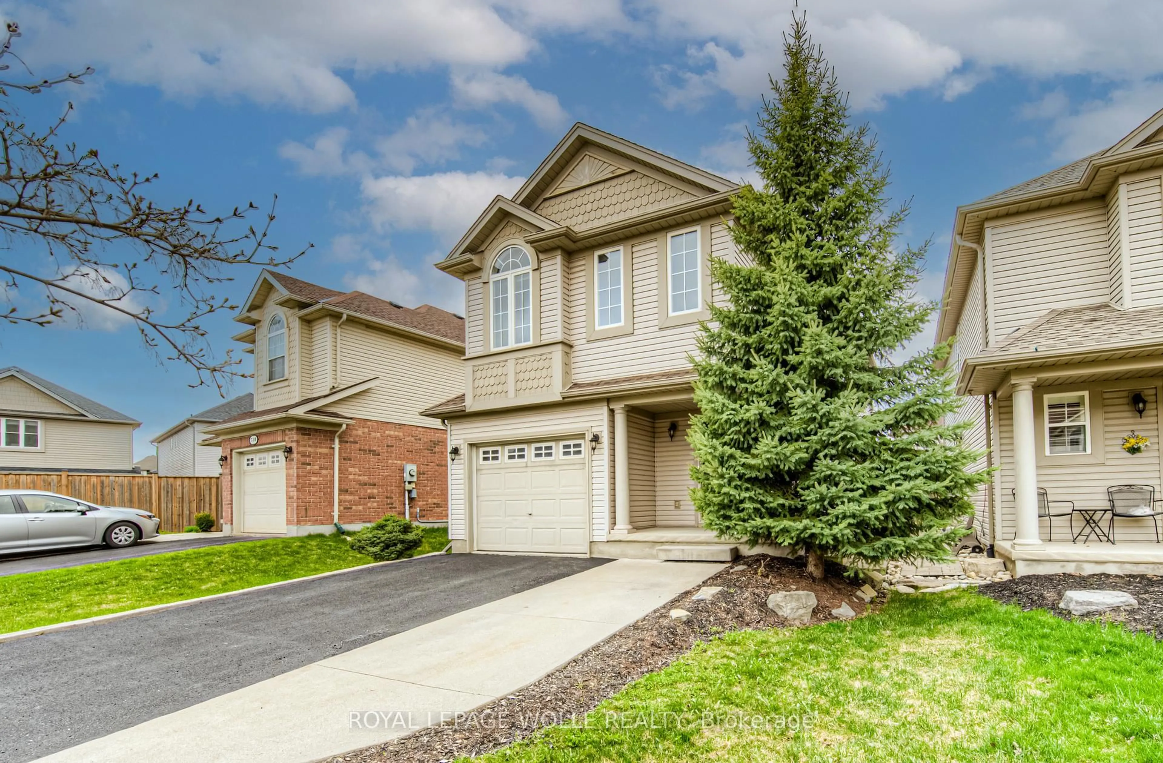 Home with brick exterior material, street for 732 Grand Banks Dr, Waterloo Ontario N2K 4M2