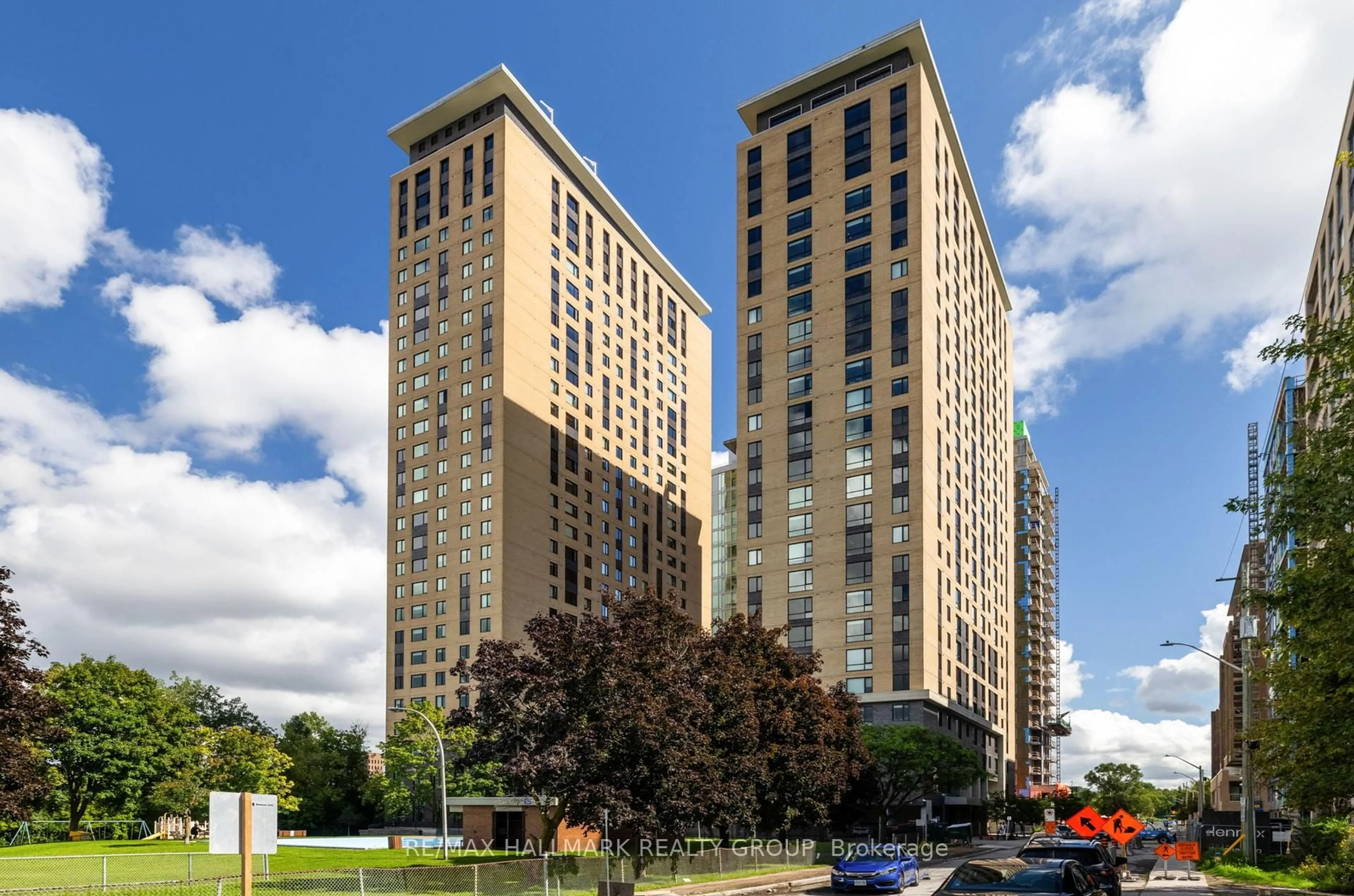 Unknown for 105 Champagne Ave #1208, Ottawa Ontario K1S 5E5