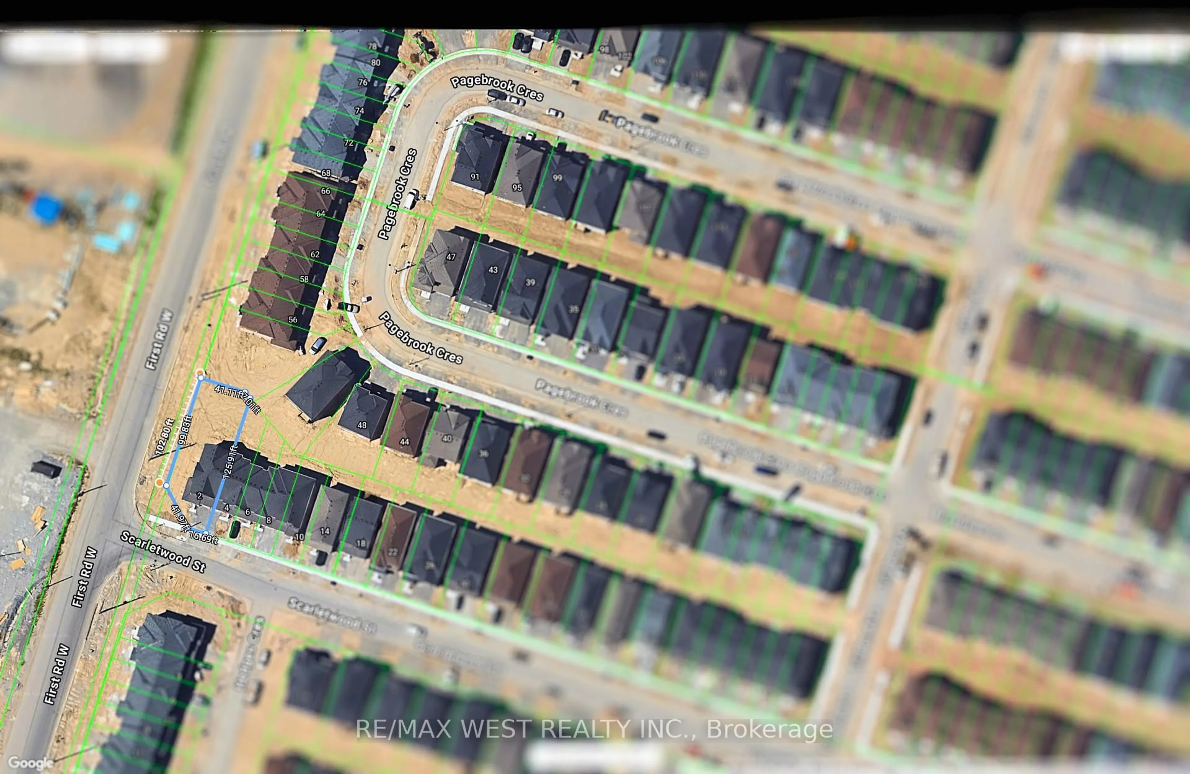 A pic from outside/outdoor area/front of a property/back of a property/a pic from drone, street for 2 Scarletwood St, Hamilton Ontario L8J 0K8