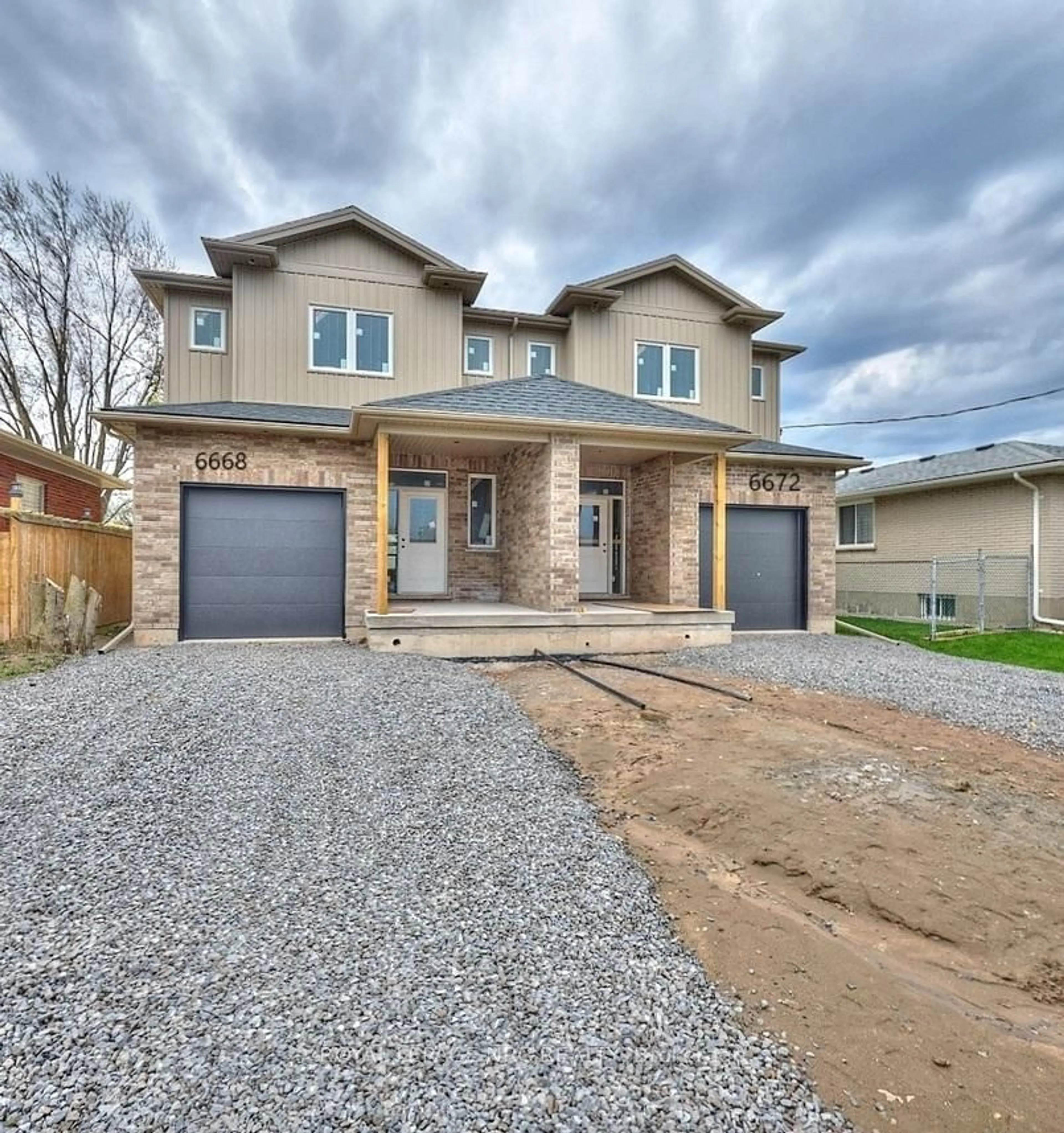 Home with brick exterior material, street for 6668 Hawkins St, Niagara Falls Ontario L2G 3B7