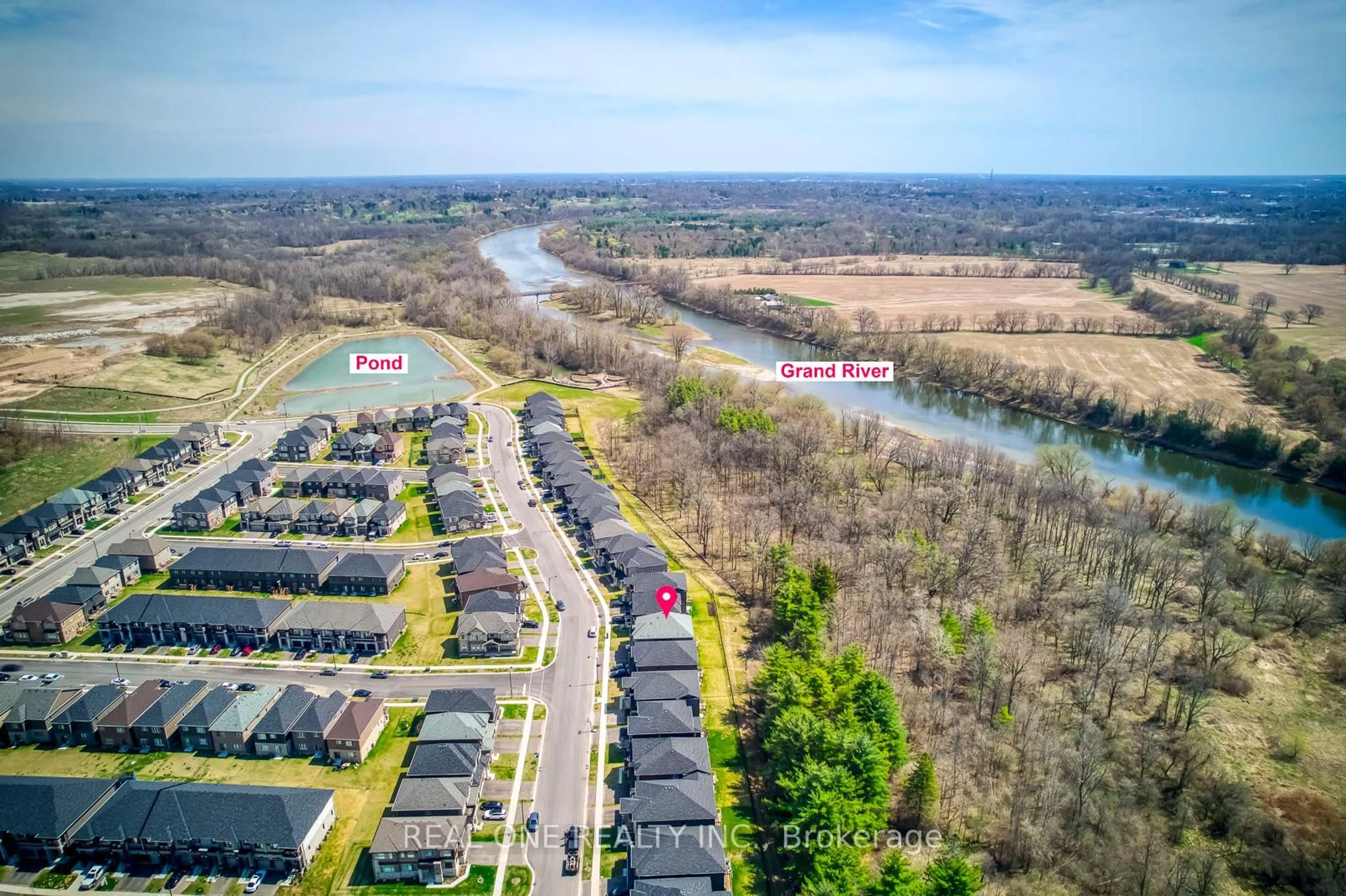 A pic from outside/outdoor area/front of a property/back of a property/a pic from drone, water/lake/river/ocean view for 39 Stauffer Rd, Brantford Ontario N3V 0B2