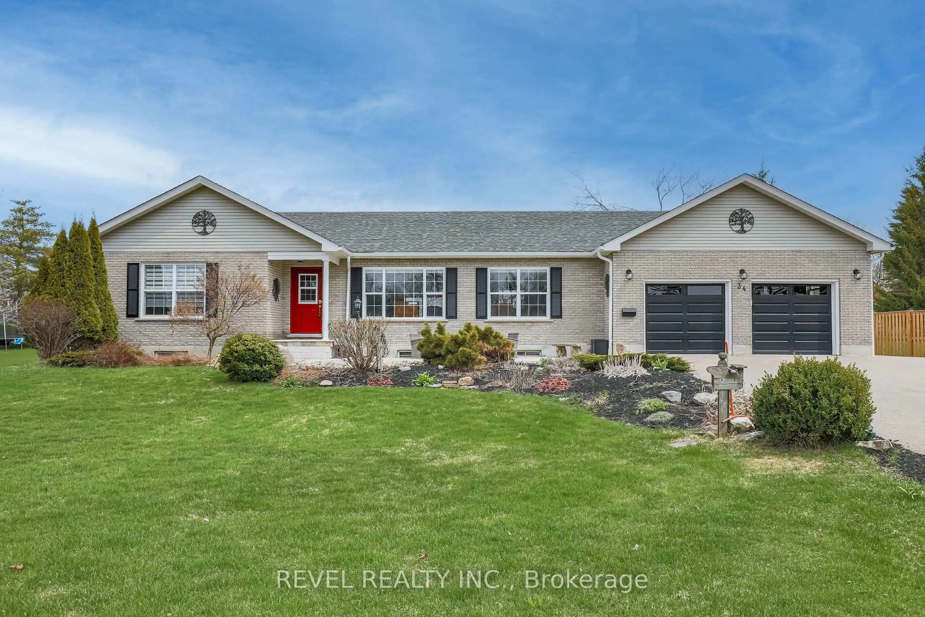 Home with vinyl exterior material, street for 34 Bluewater Ave, Kawartha Lakes Ontario K9V 4R6