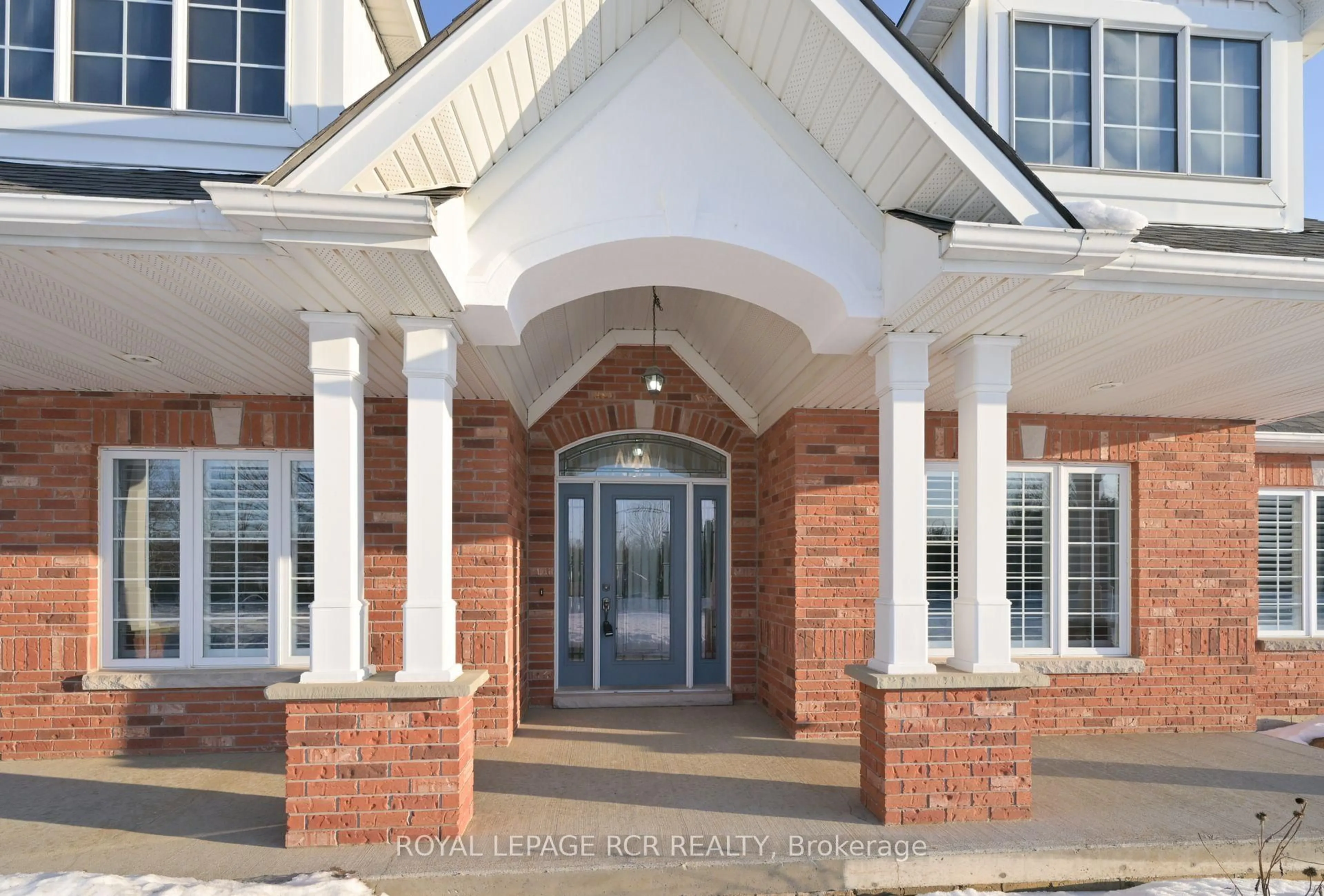 Indoor entryway for 44 Rayburn Meadows N/A, East Garafraxa Ontario L9W 7E7
