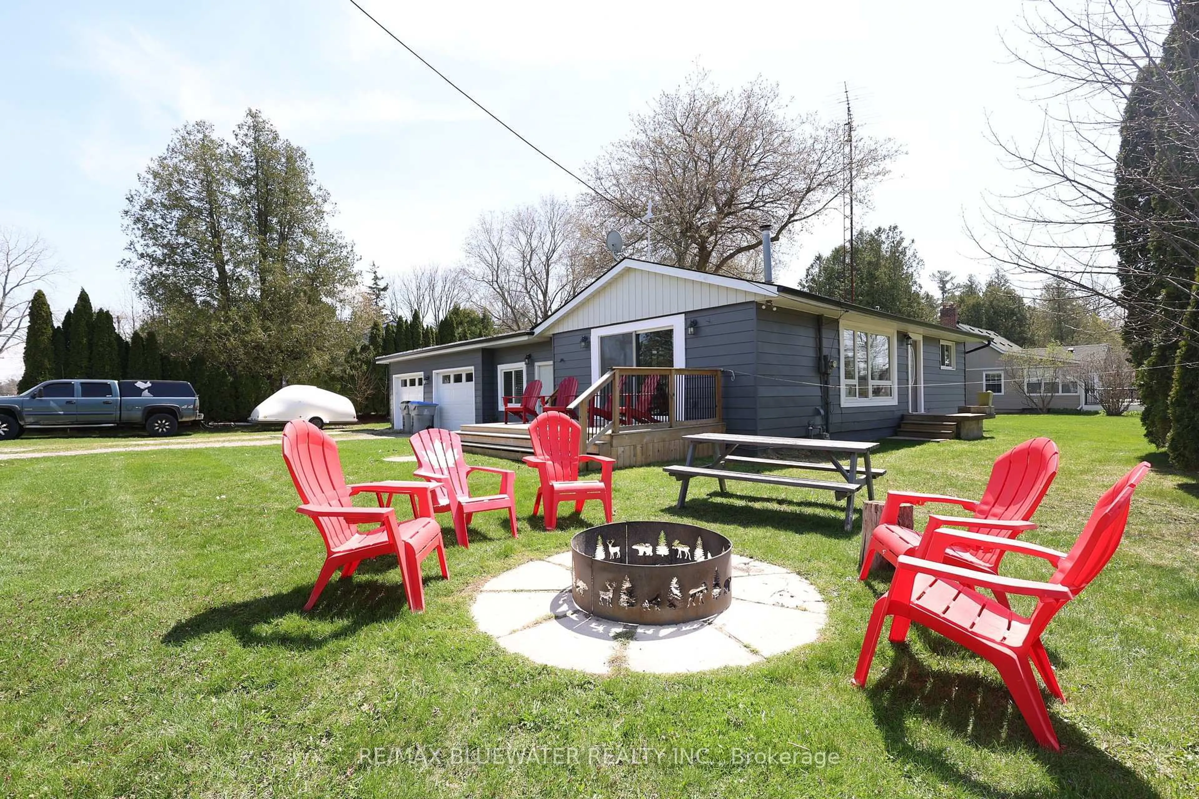 Patio, water/lake/river/ocean view for 7597 Biddulph St, Lambton Shores Ontario N0M 2L0