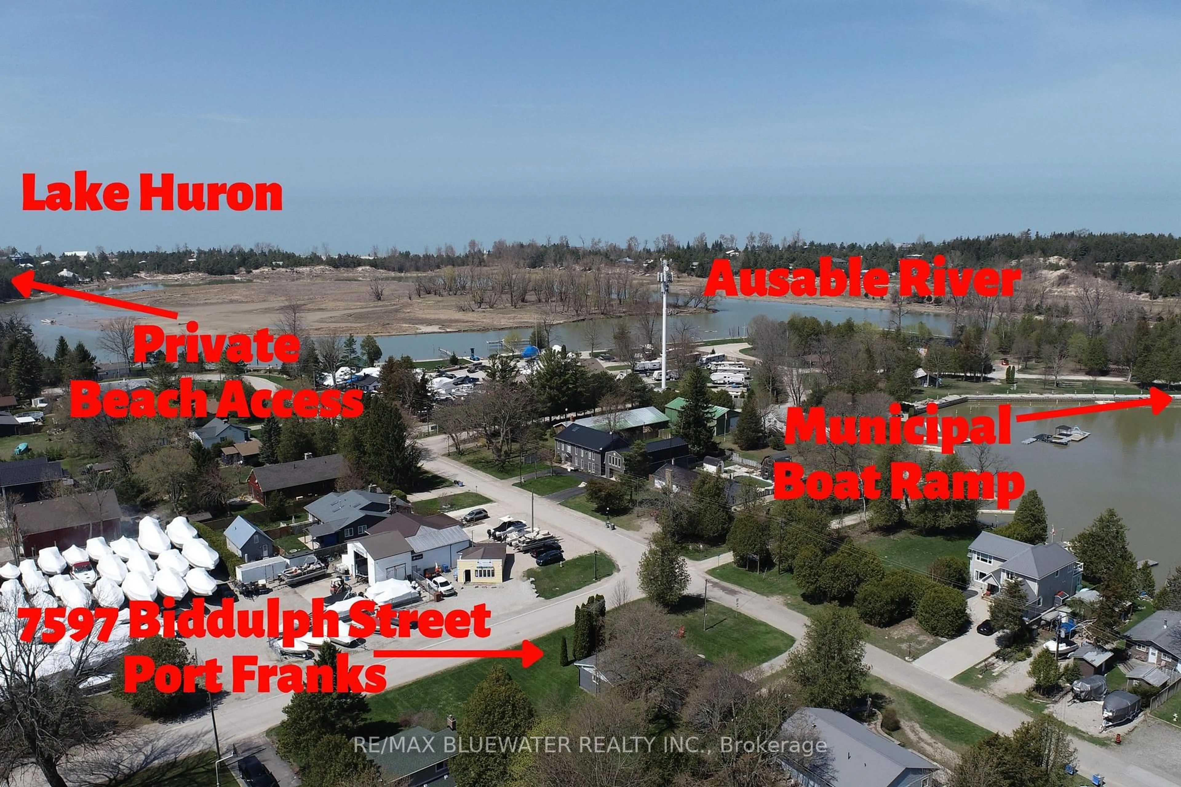 A pic from outside/outdoor area/front of a property/back of a property/a pic from drone, unknown for 7597 Biddulph St, Lambton Shores Ontario N0M 2L0