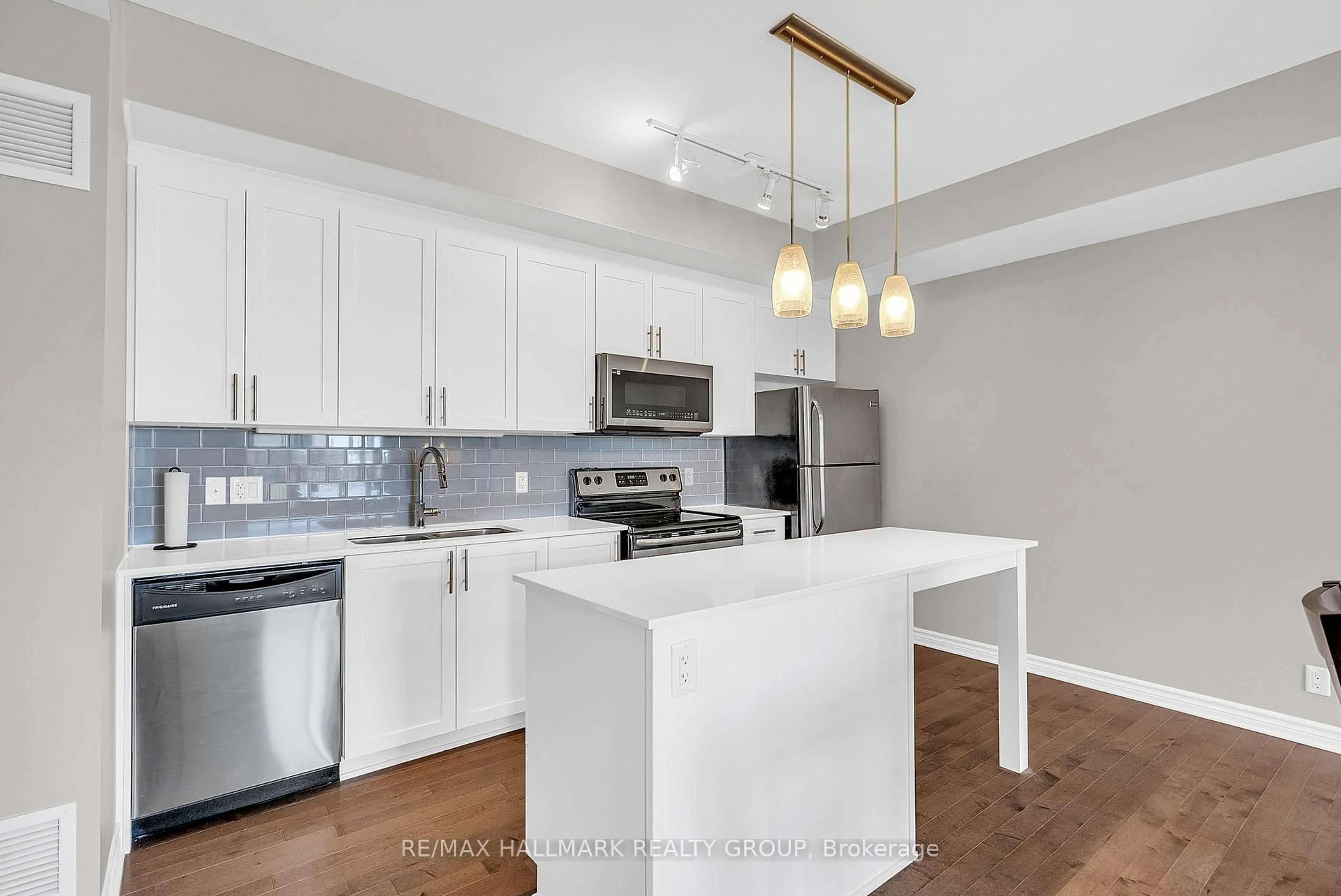 Open concept kitchen, unknown for 705 Beauparc Private #403, Ottawa Ontario K1J 0B6
