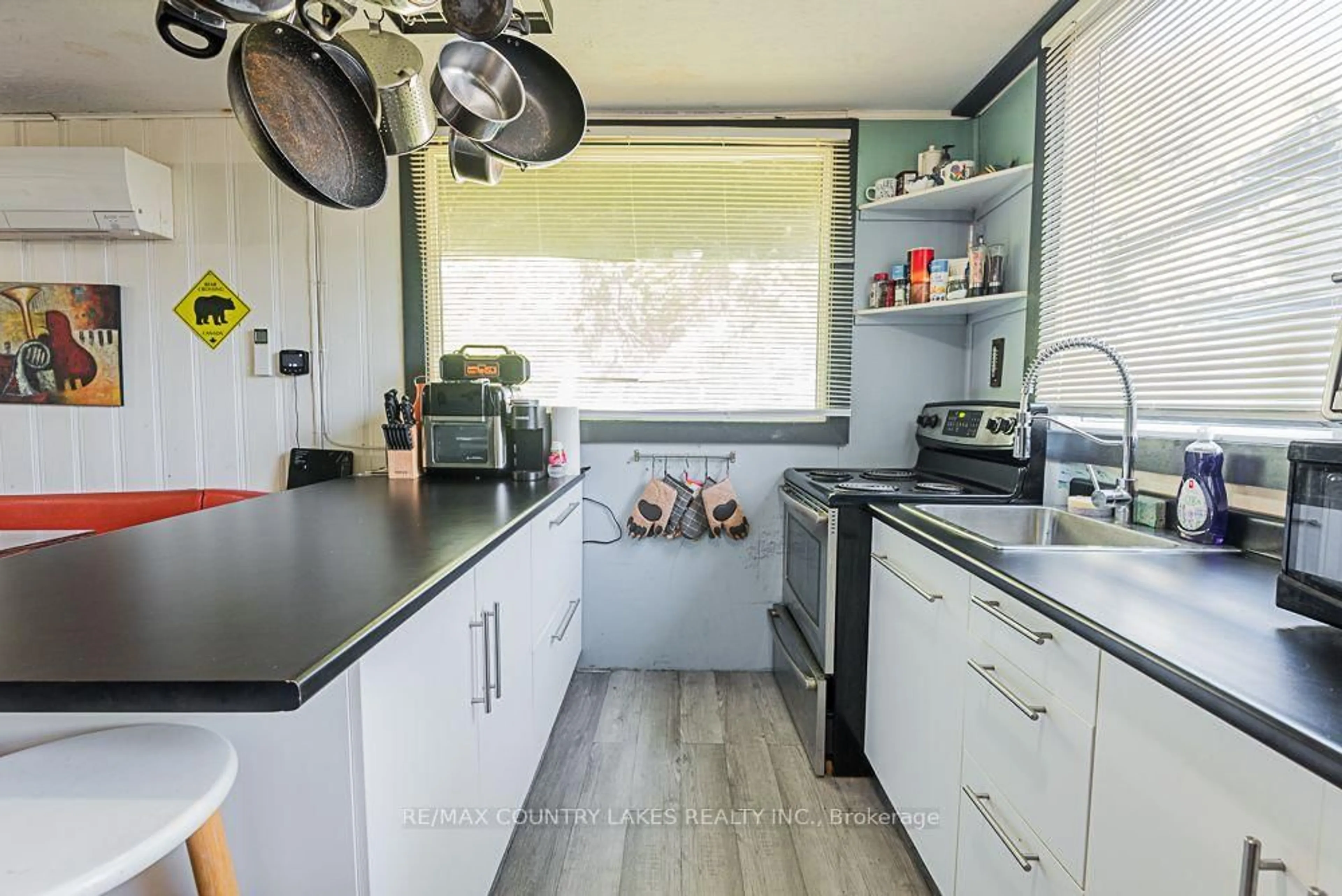 Standard kitchen, unknown for 14 Hargrave Rd, Kawartha Lakes Ontario K0M 2B0