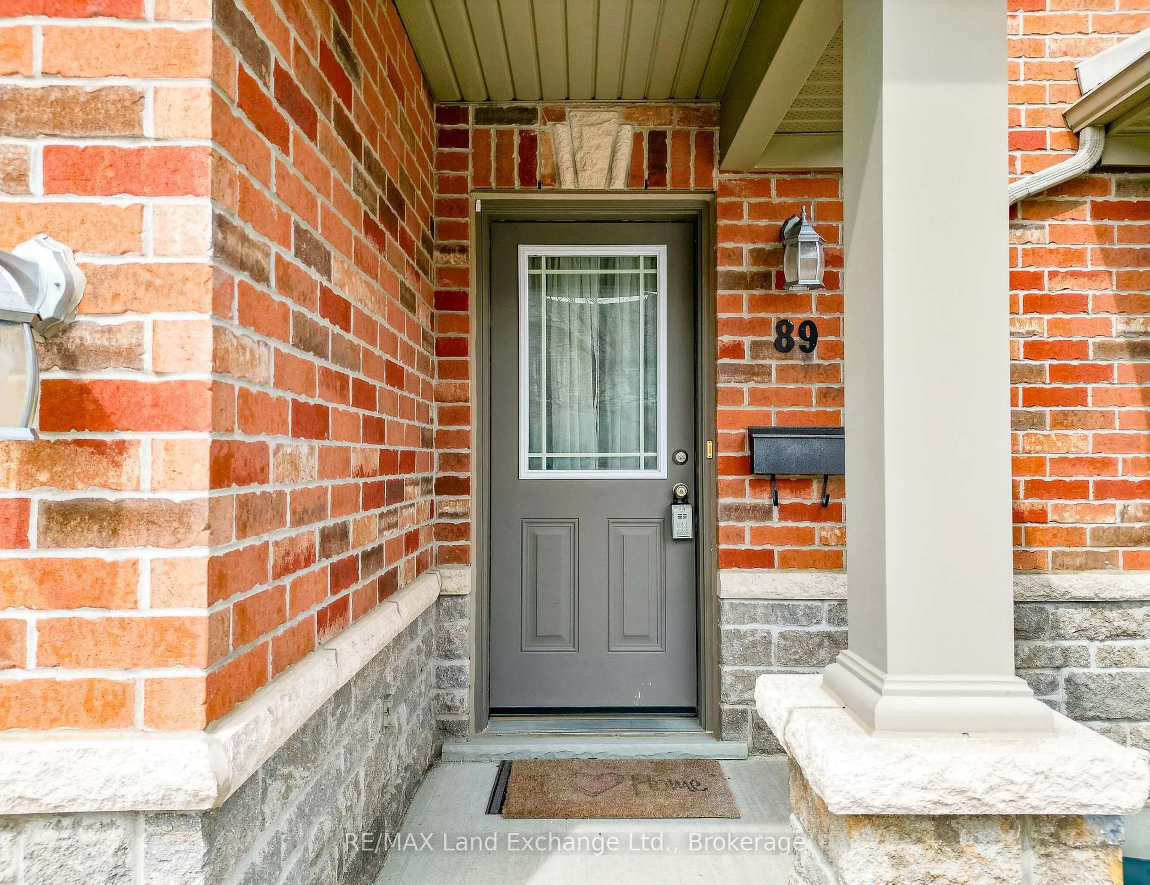 Indoor entryway for 409 Joseph St #89, Saugeen Shores Ontario N0H 2C2