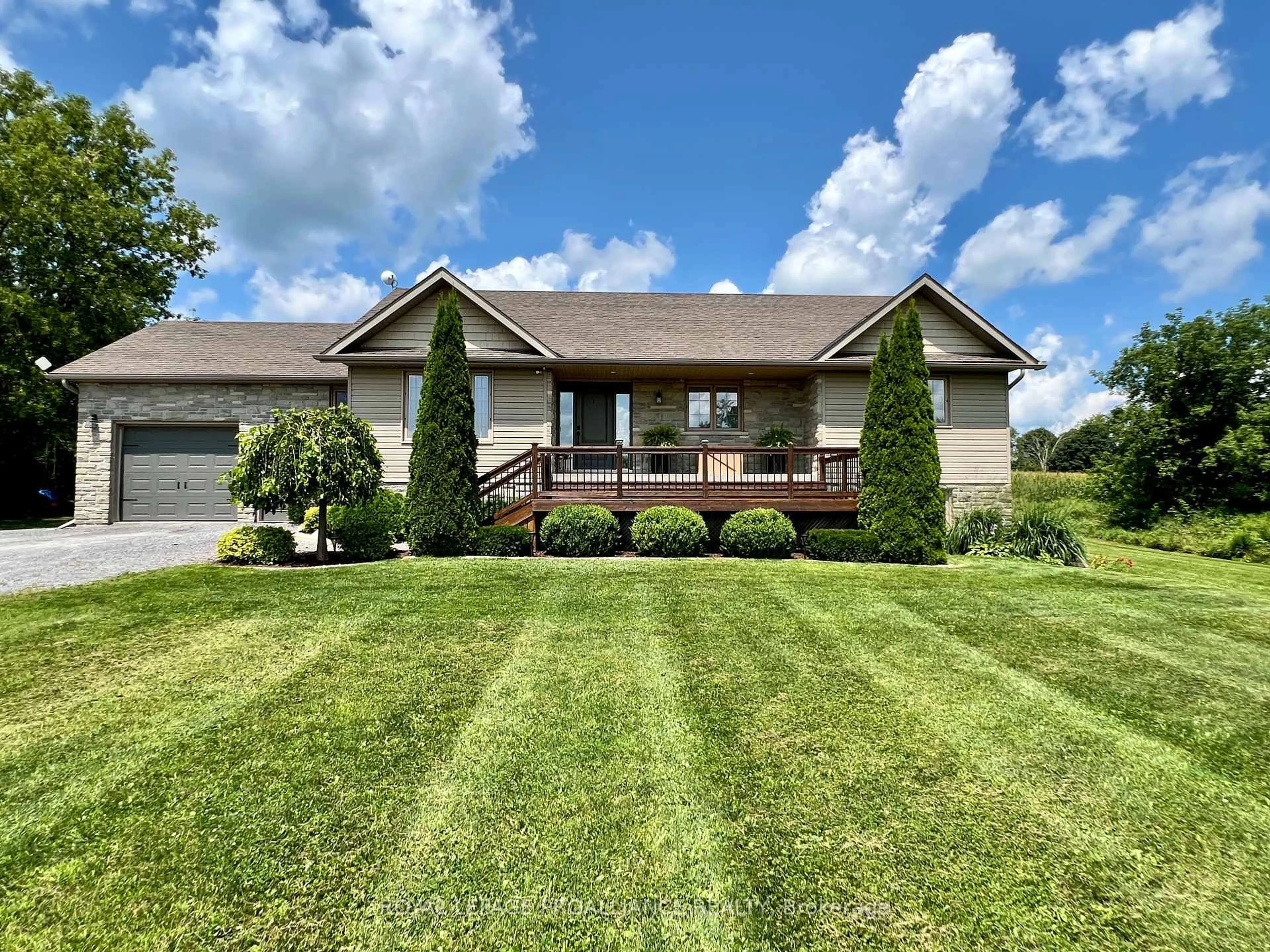 A pic from outside/outdoor area/front of a property/back of a property/a pic from drone, unknown for 1575 Crookston Rd, Tweed Ontario K0K 3J0