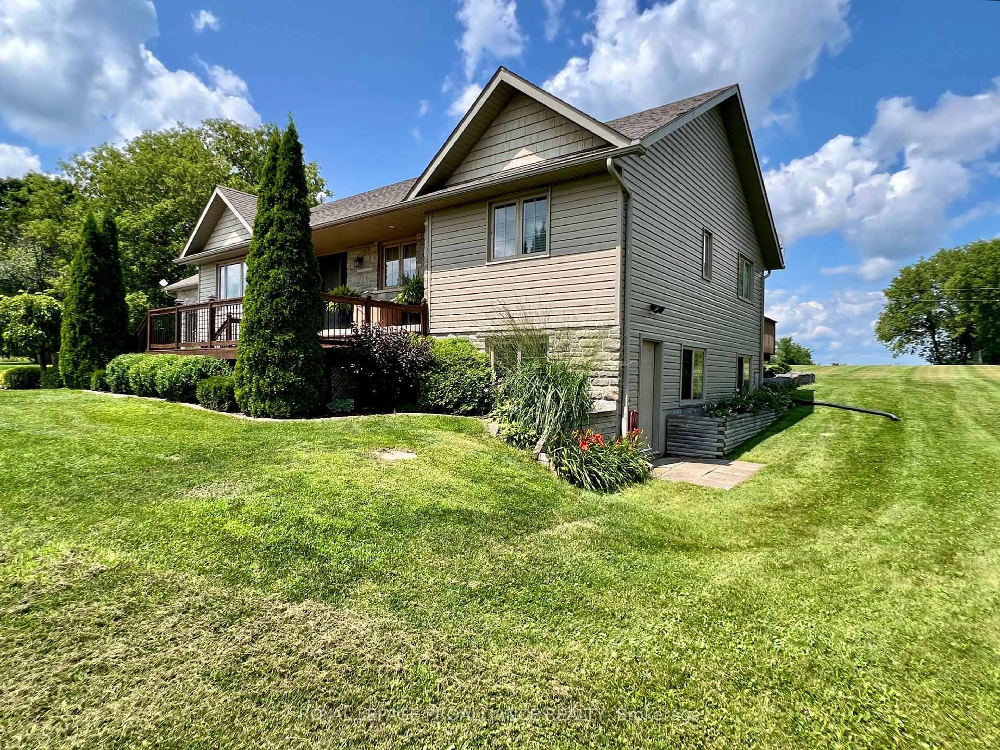 A pic from outside/outdoor area/front of a property/back of a property/a pic from drone, water/lake/river/ocean view for 1575 Crookston Rd, Tweed Ontario K0K 3J0