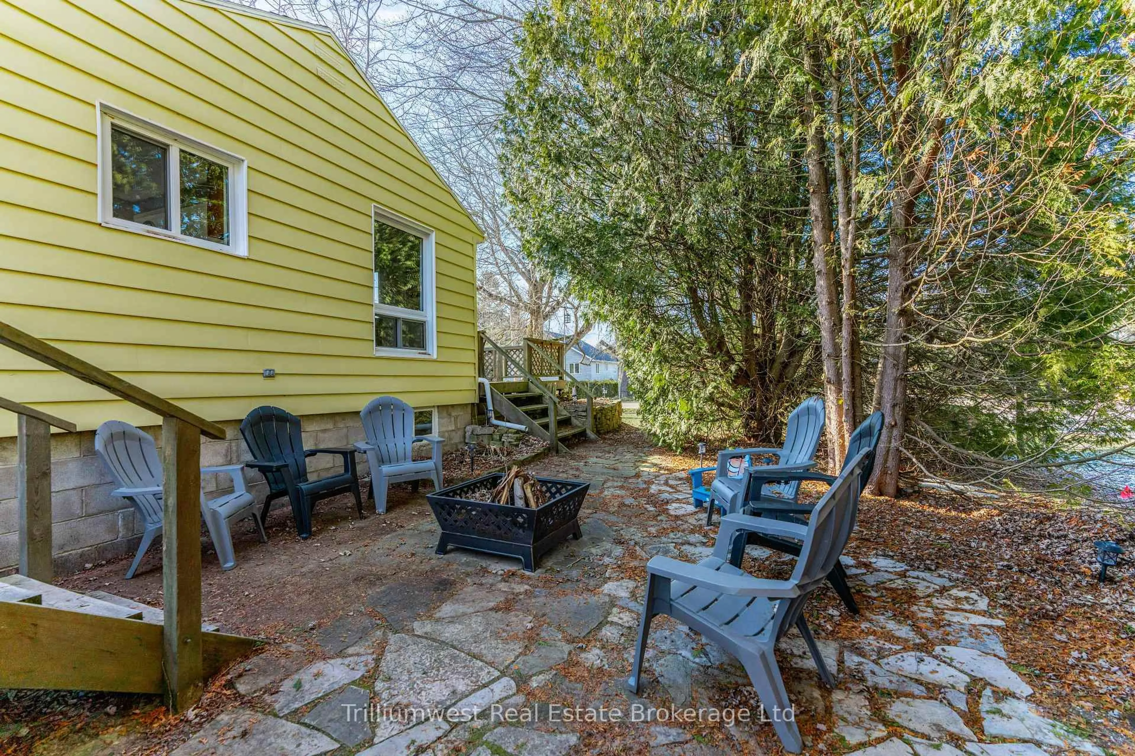 Patio, street for 55 Marina Ave, South Bruce Peninsula Ontario N0H 2G0