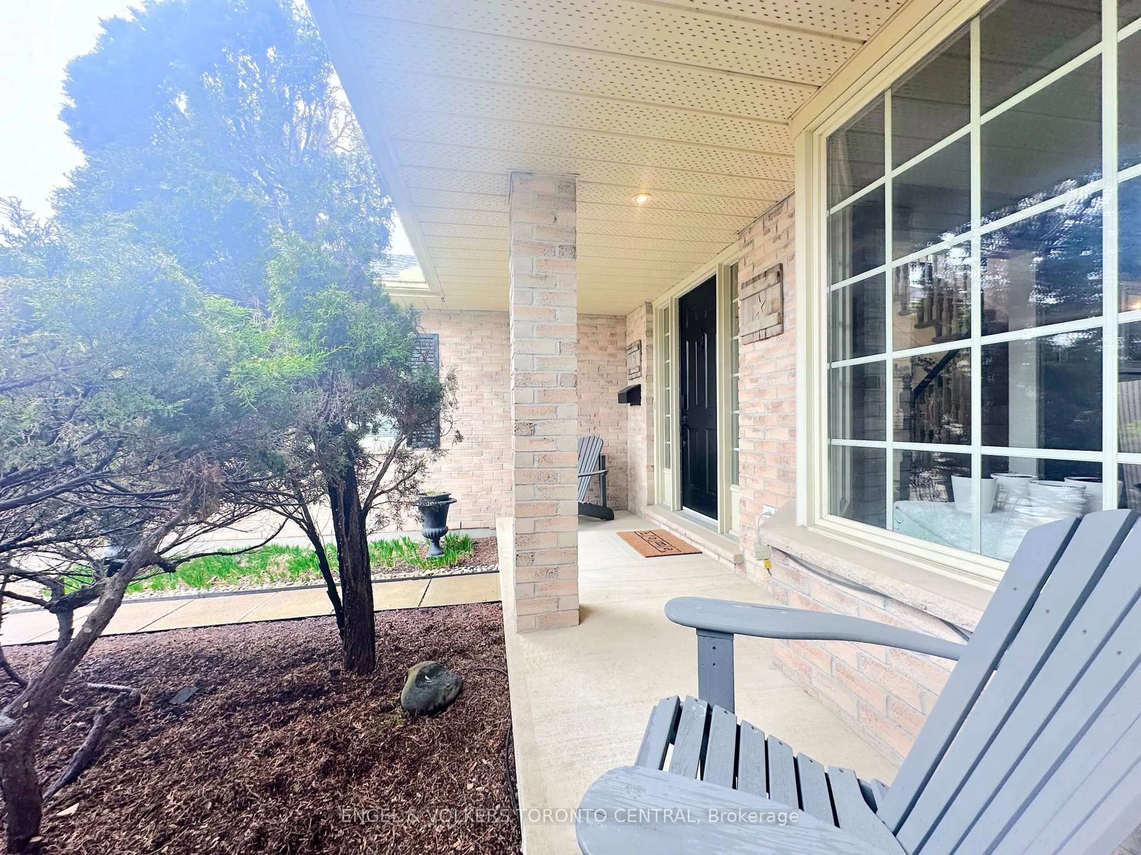 Patio, unknown for 204 Killarney Grve, London North Ontario N5X 3X6