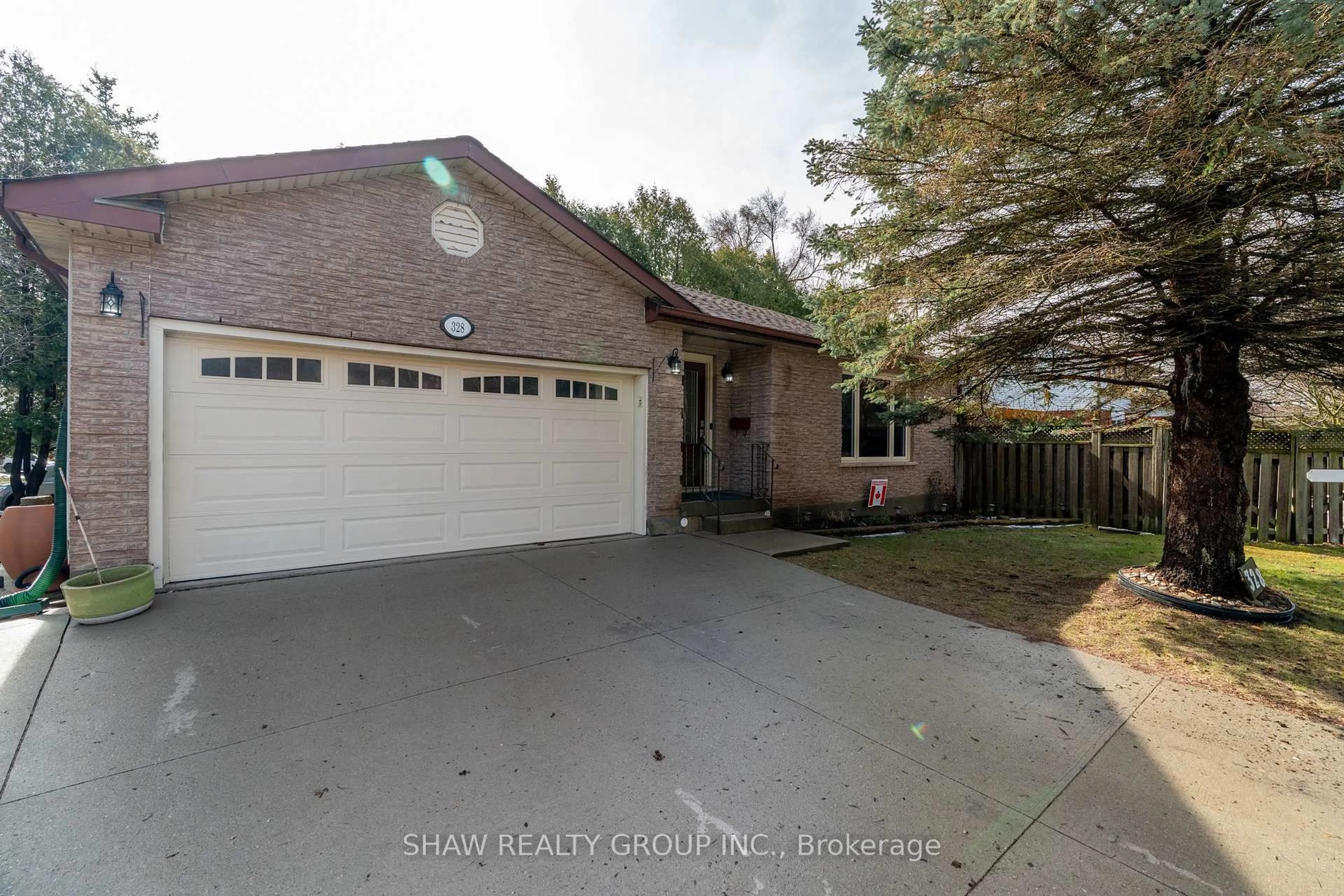 Unknown for 328 Burnett Ave, Cambridge Ontario N1T 1G6