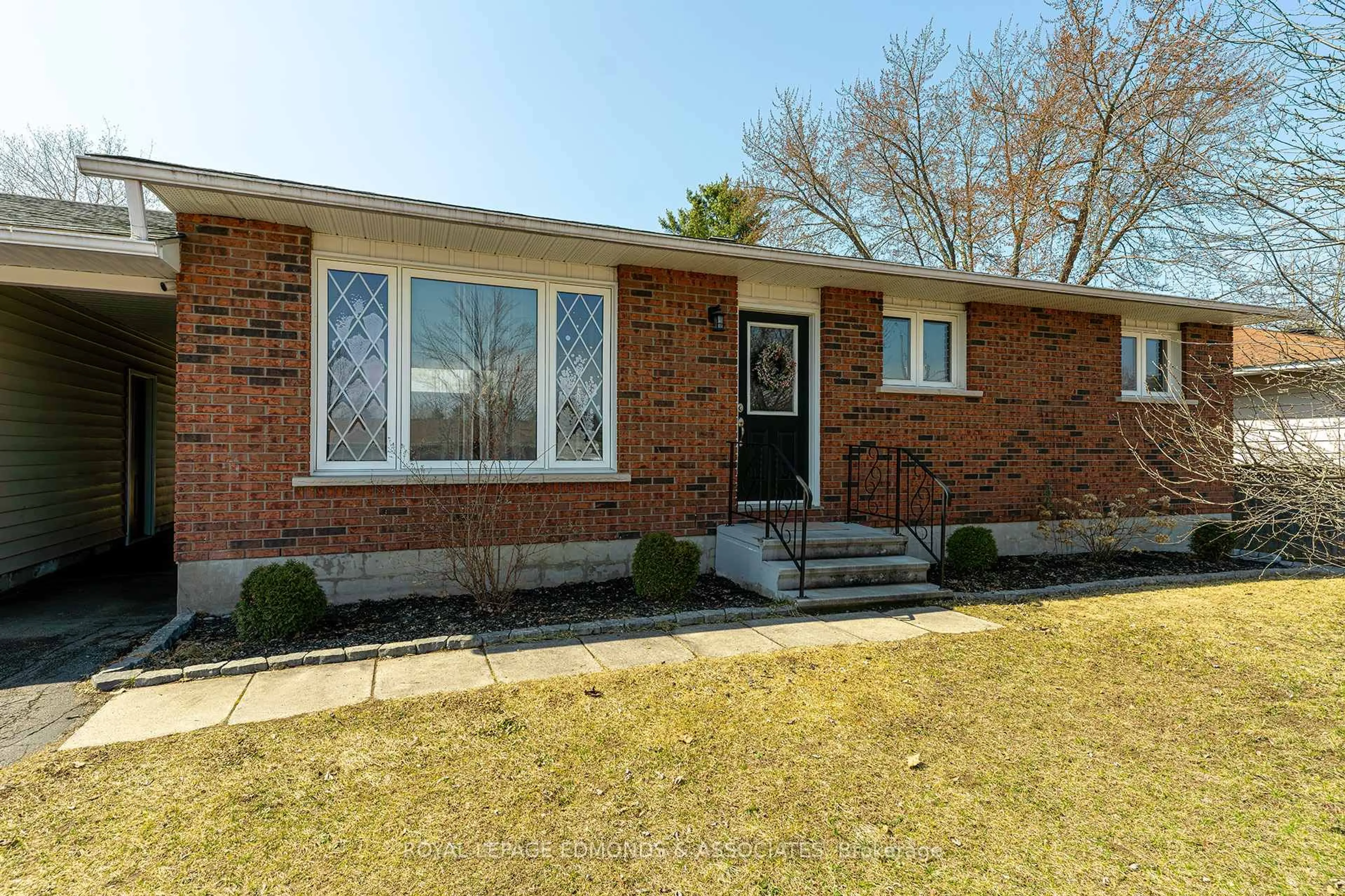 Home with brick exterior material, street for 7 James St, Petawawa Ontario K8H 3B4