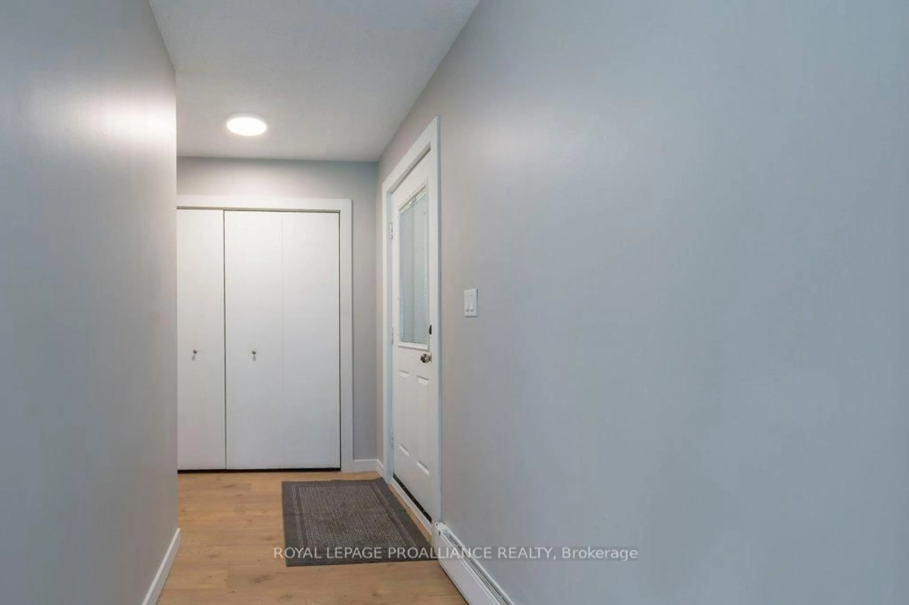 Indoor entryway for 319 Herchimer Ave, Belleville Ontario K8N 4H5