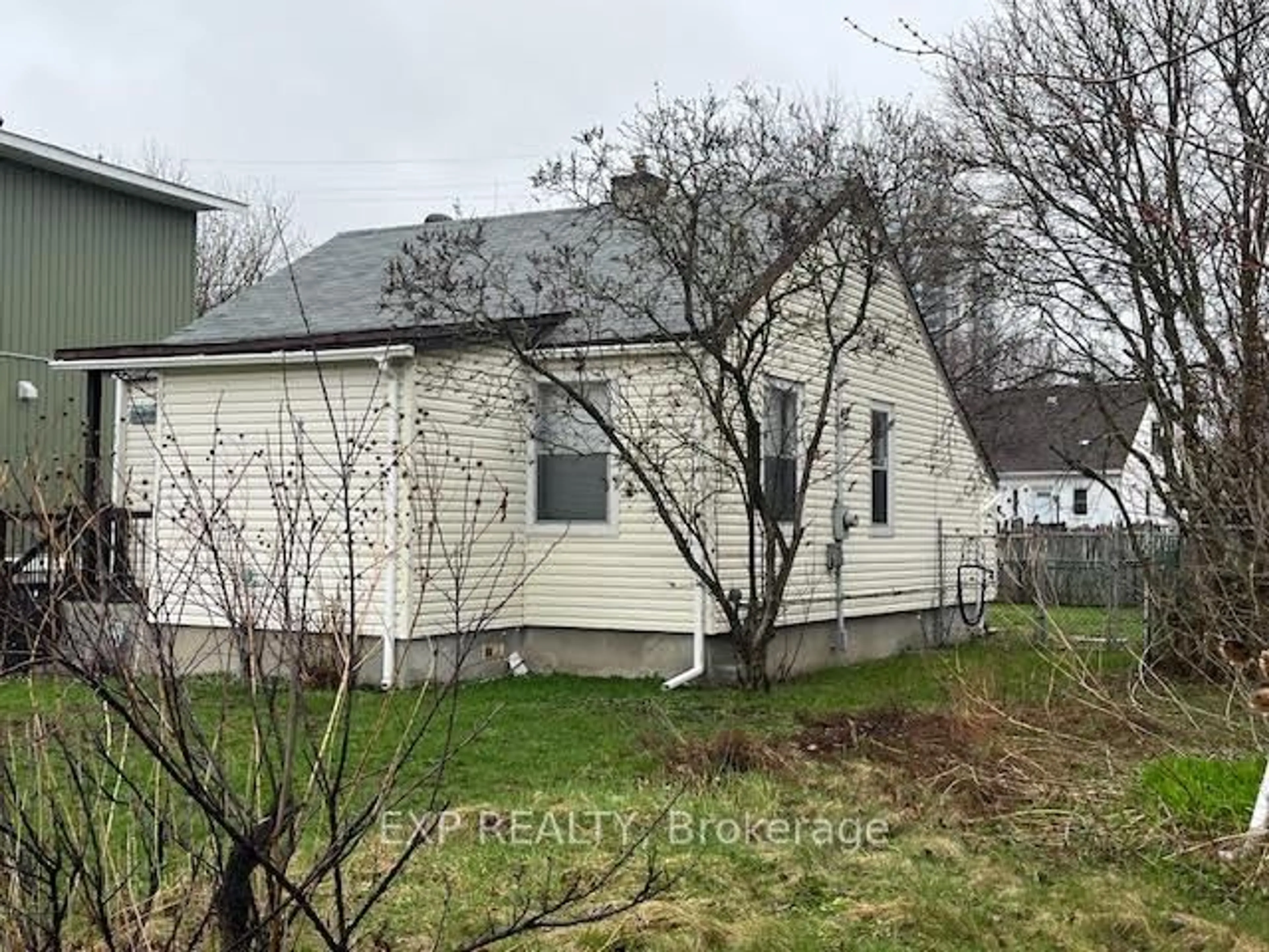 Unknown for 149 Crerar Ave, Ottawa Ontario K1Z 7P4