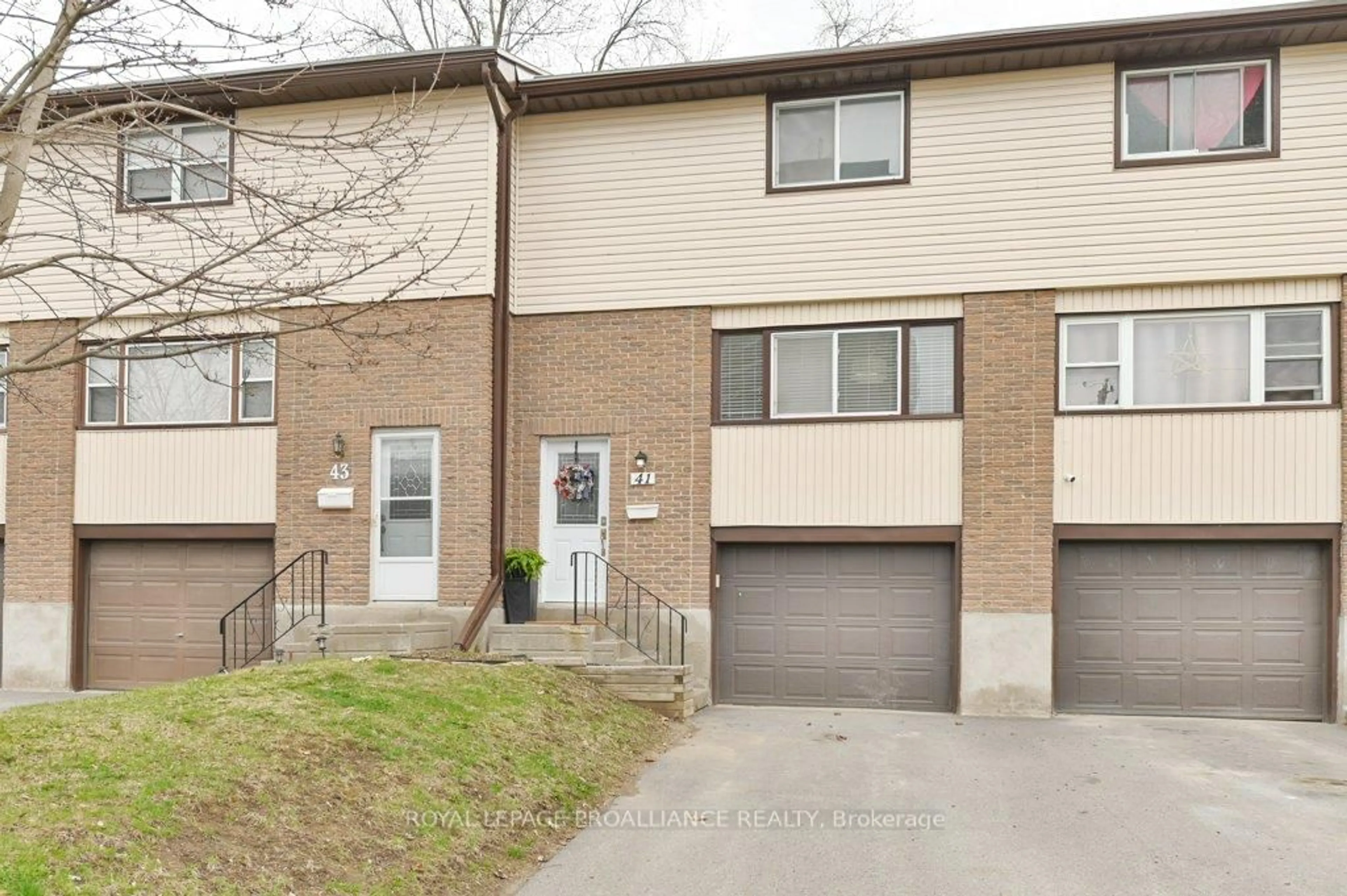 Unknown for 41 O'Hare St, Belleville Ontario K8P 4R9