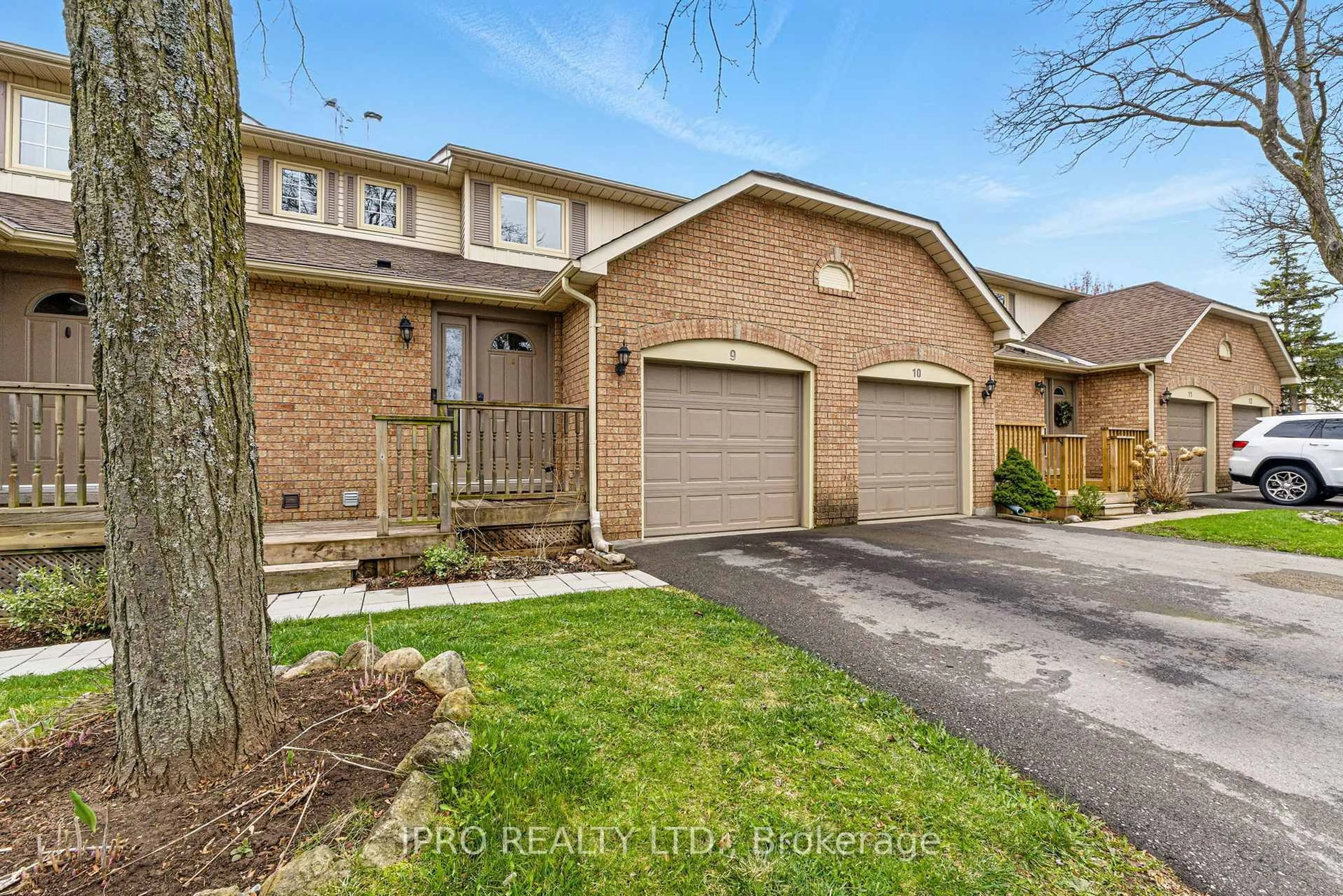 Home with brick exterior material, street for 79 Braeheid Ave #9, Hamilton Ontario L8B 0C6
