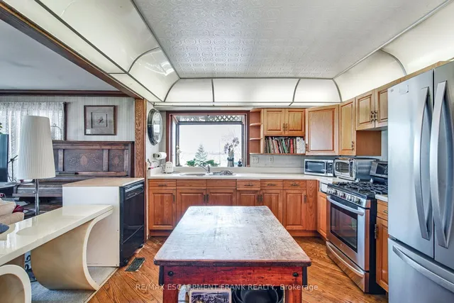 Additional property image - 56 SEABREEZE Cres