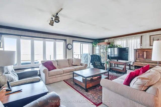Additional property image - 56 SEABREEZE Cres