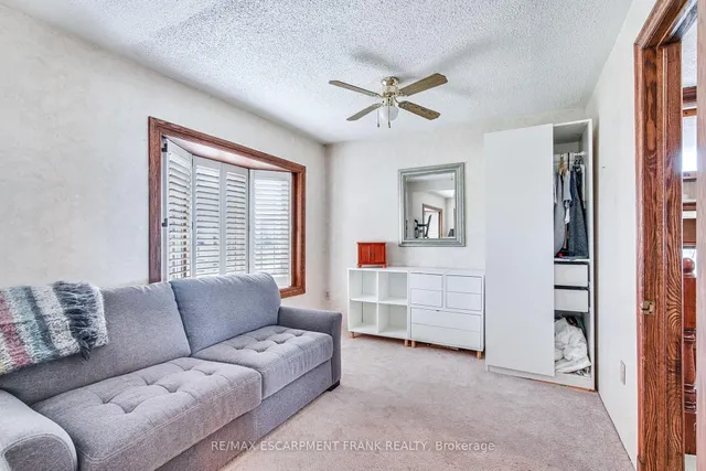 Additional property image - 56 SEABREEZE Cres