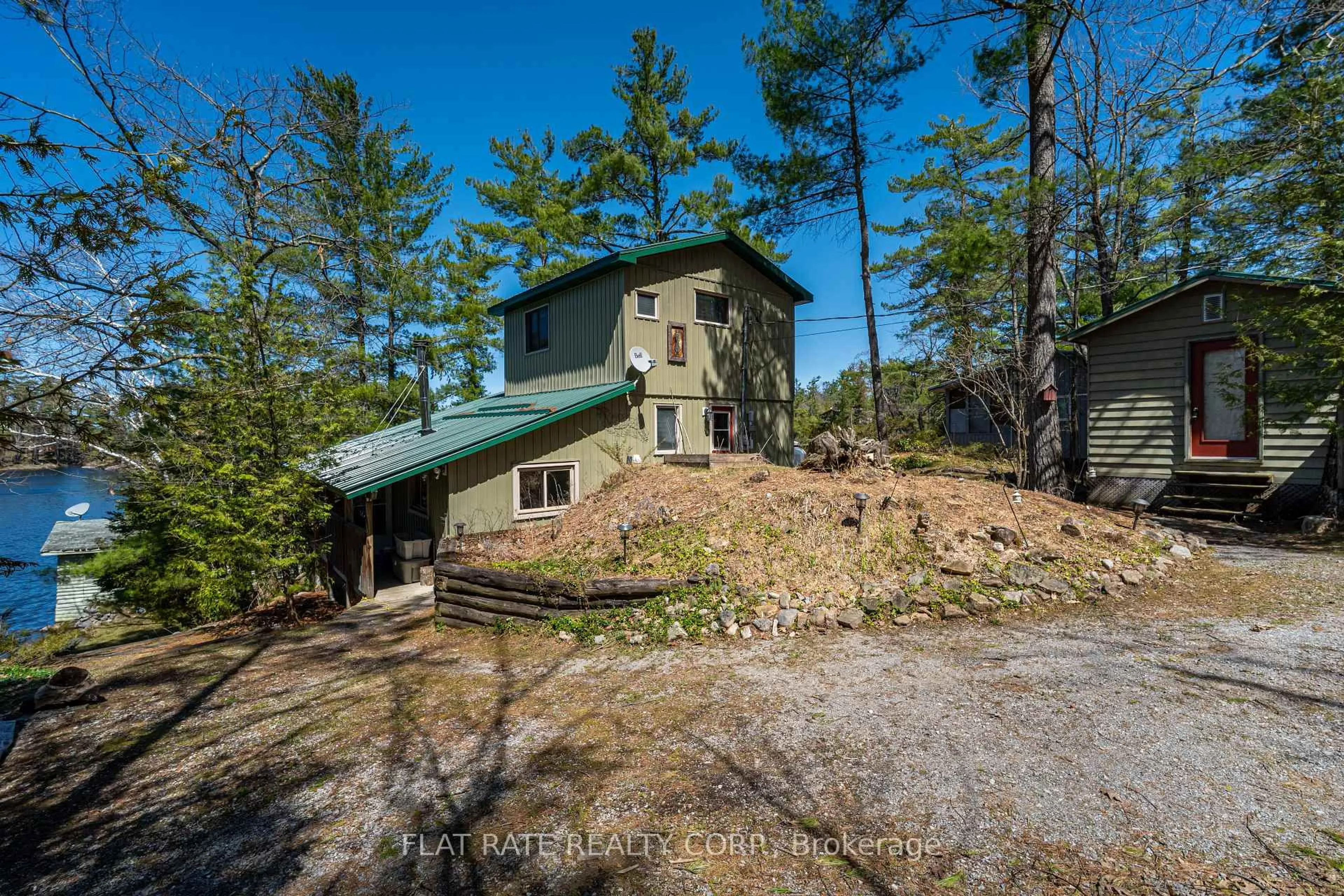 A pic from outside/outdoor area/front of a property/back of a property/a pic from drone, unknown for 2711 Channel View Lane, Smith-Ennismore-Lakefield Ontario K0L 2H0