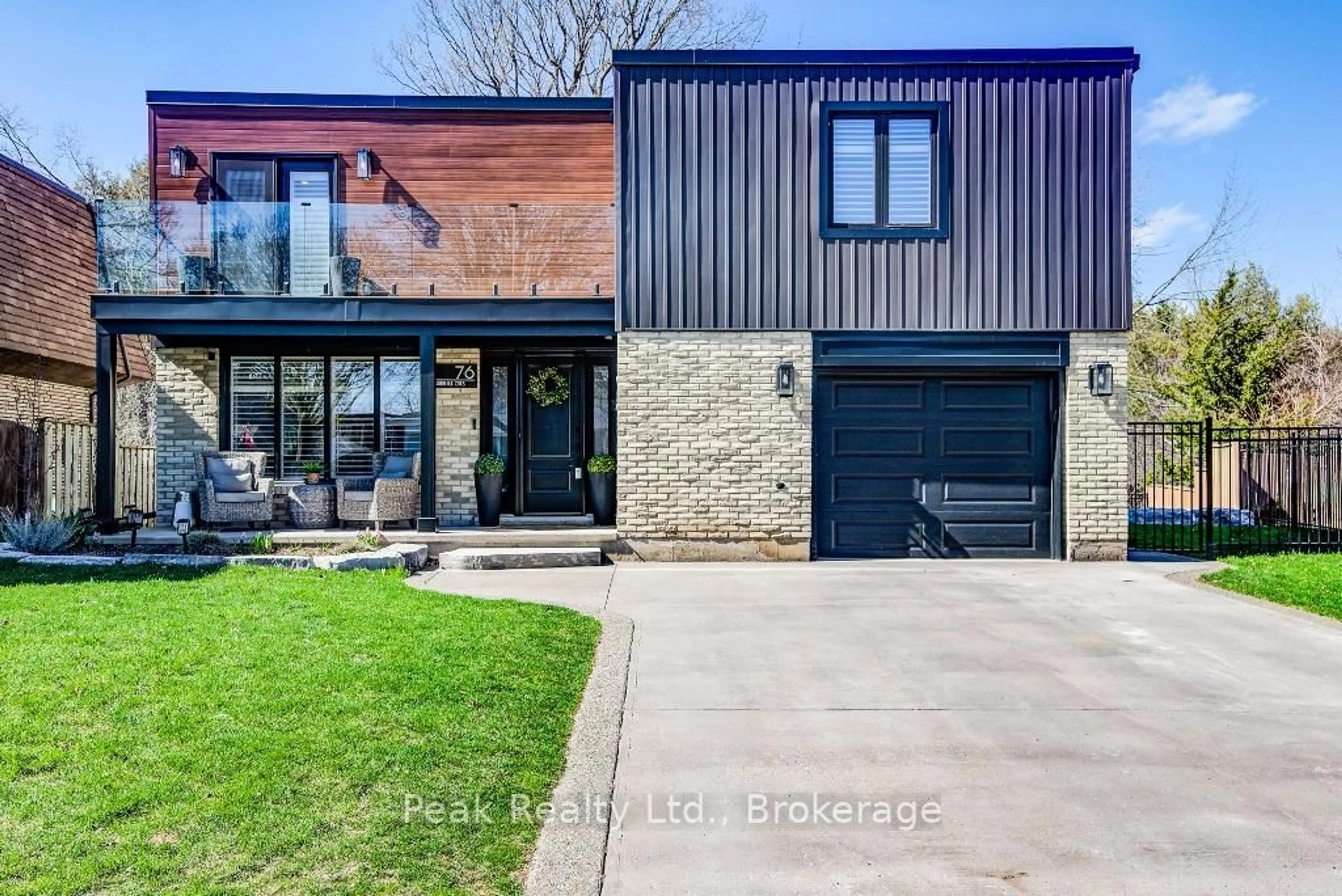 Home with brick exterior material, street for 76 Underhill Cres, Kitchener Ontario N2A 2S8