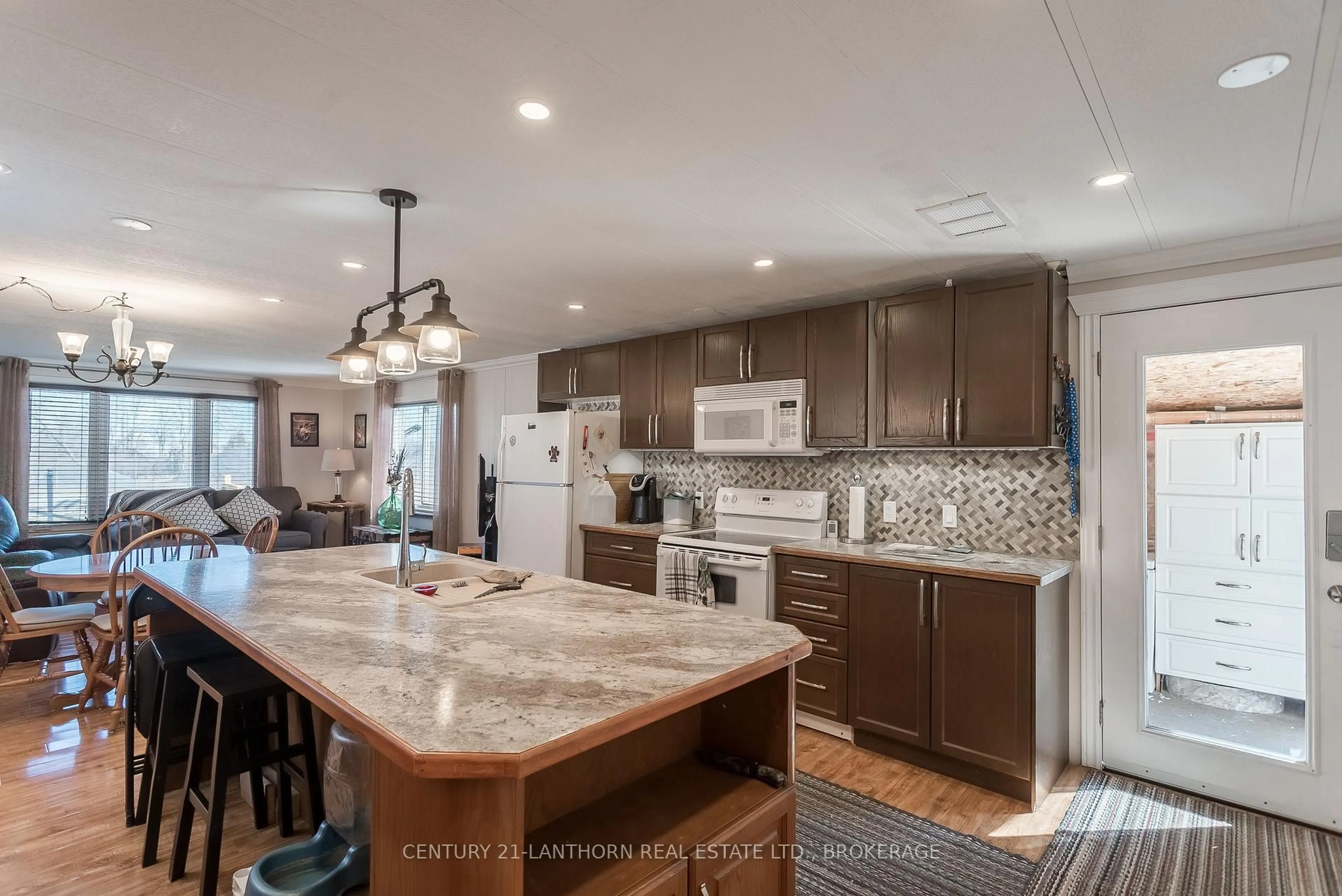 Open concept kitchen, ceramic/tile floor for 4417 Front St, Verona Ontario K0H 2W0
