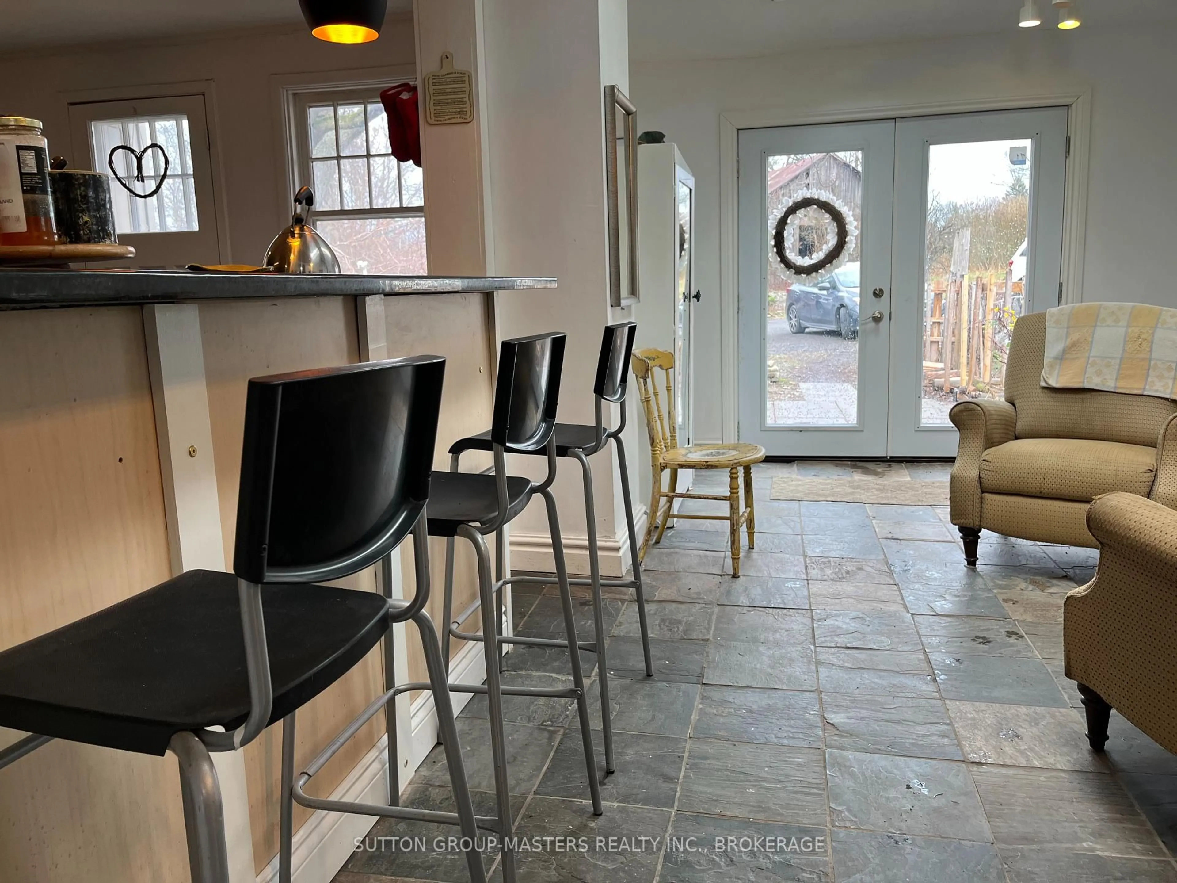 Open concept kitchen, ceramic/tile floor for 3095 Sydenham Rd, Mcdonalds Corners Ontario K0H 1M0