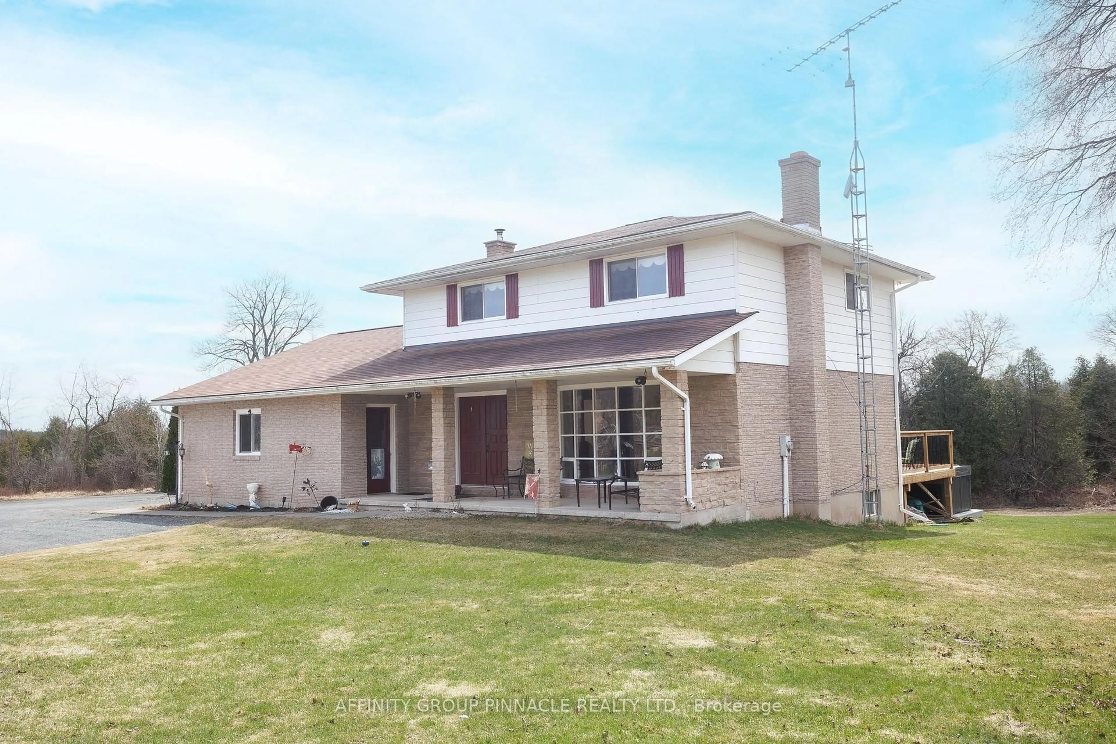Home with brick exterior material, building for 106914 Hwy 7 Highway, Madoc Ontario K0K 2K0