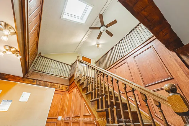 Additional property image - 110 Freelton Rd