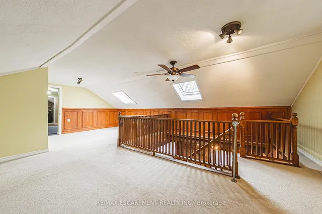Additional property image - 110 Freelton Rd