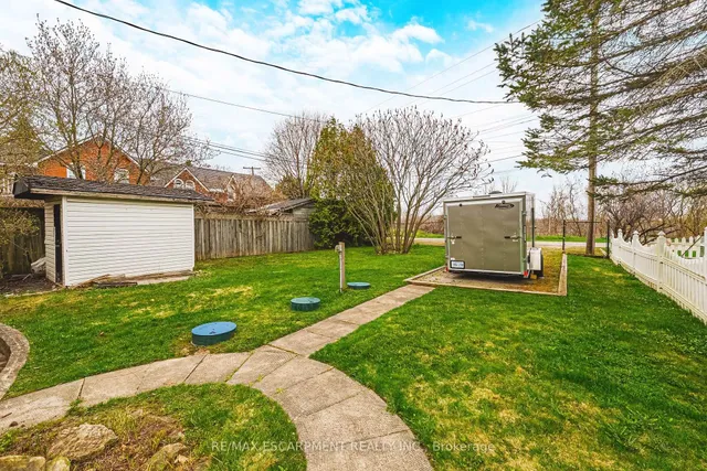 Additional property image - 110 Freelton Rd