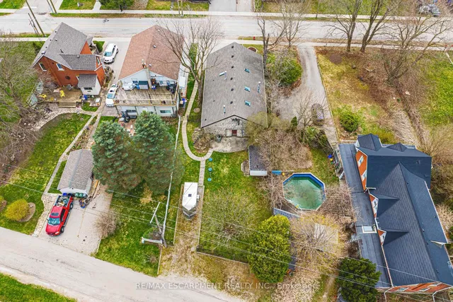 Additional property image - 110 Freelton Rd