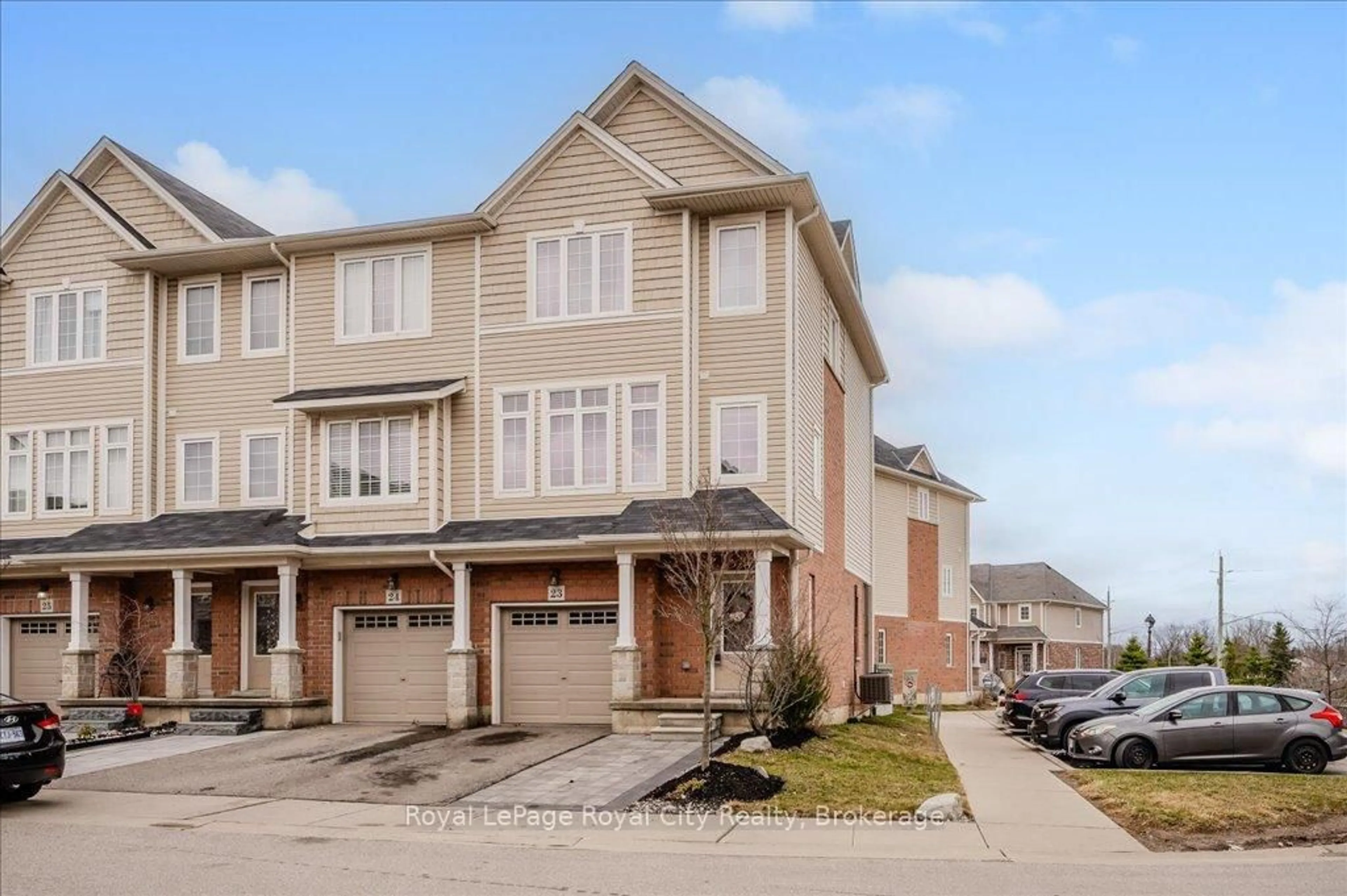 Unknown for 100 Chester Dr #23, Cambridge Ontario N1T 0C8