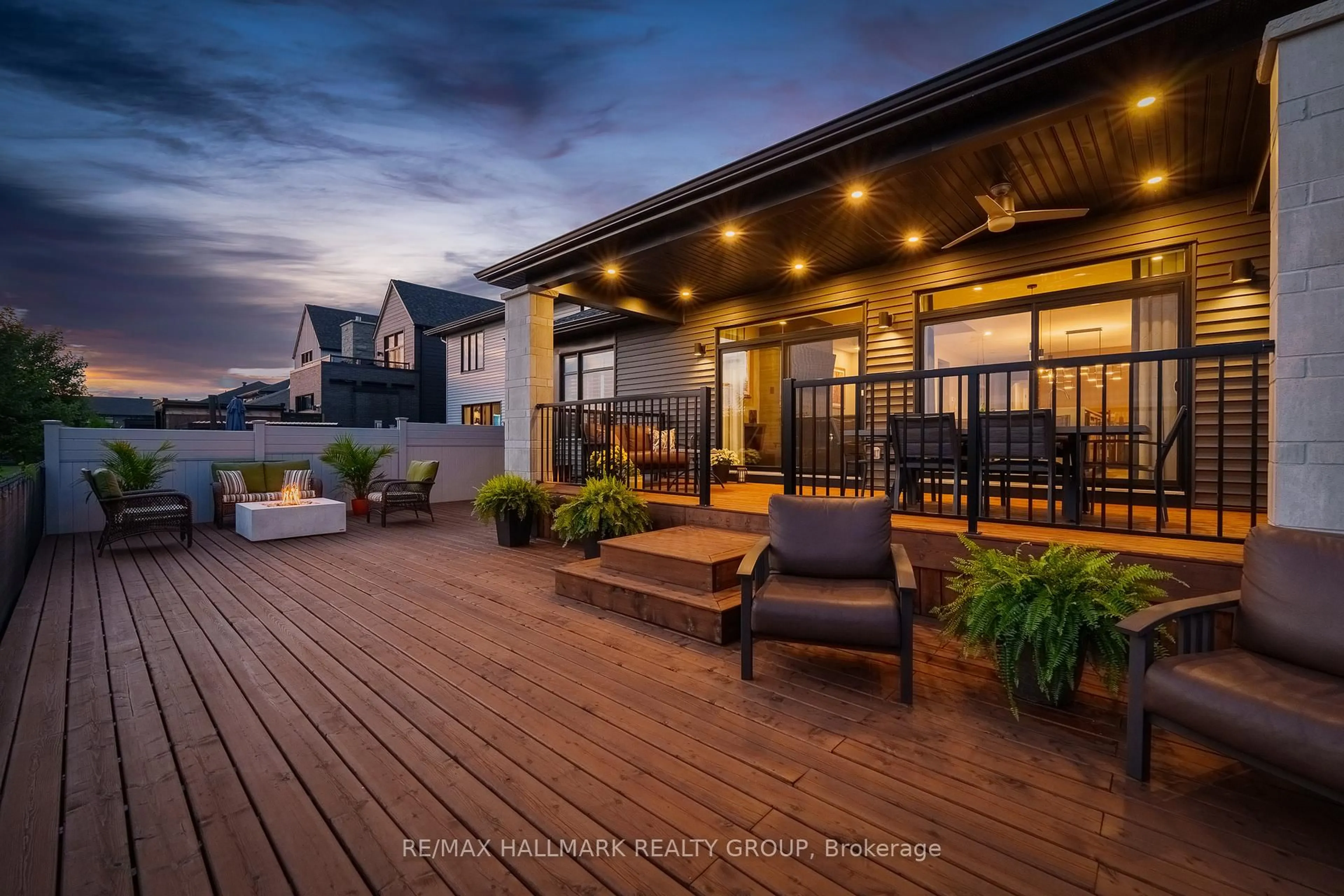 Patio, mountain view for 614 GENDARME Circ, Orleans Ontario K1W 0R1