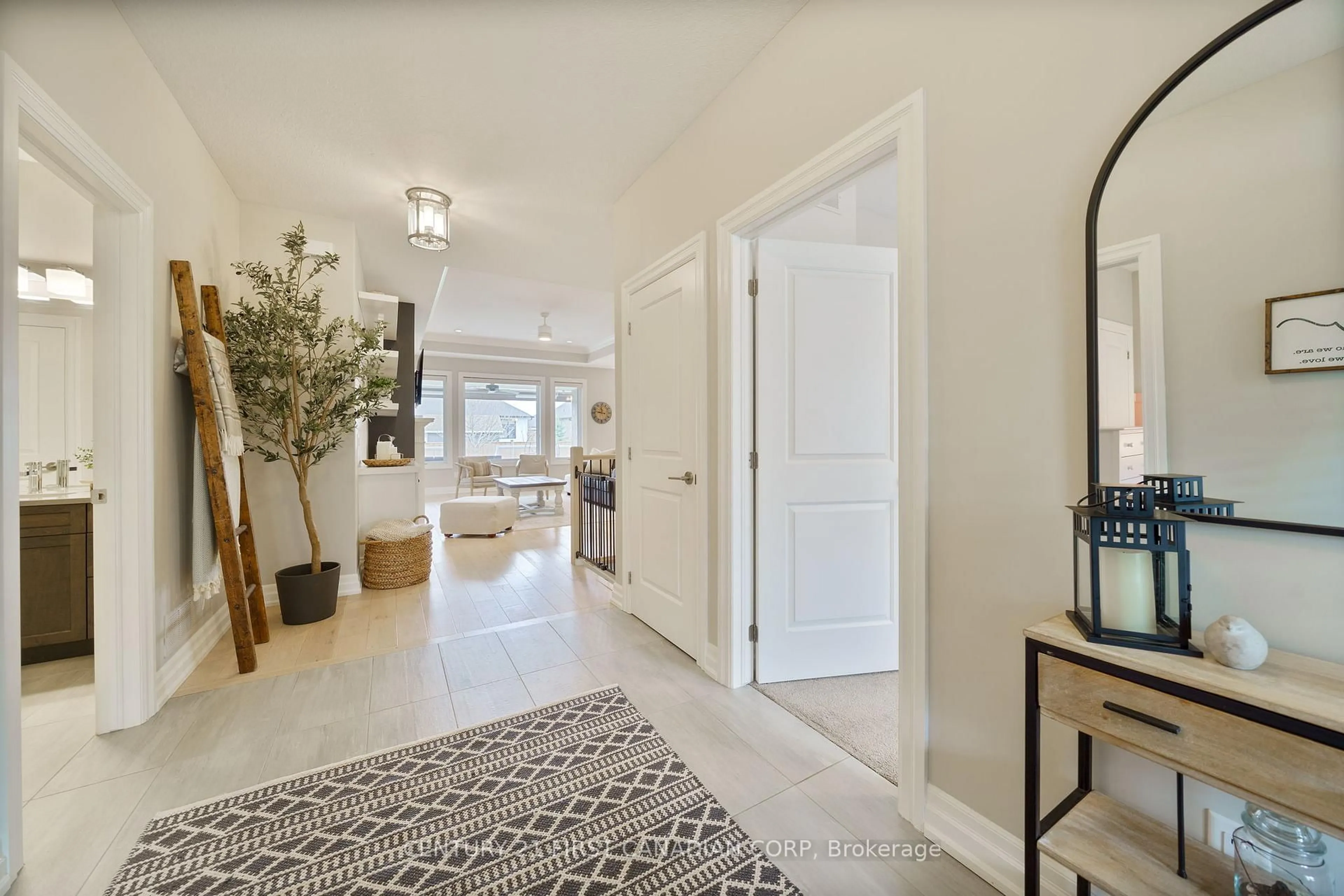 Indoor entryway for 2152 Lockwood Cres, Strathroy Caradoc Ontario N0L 1W0