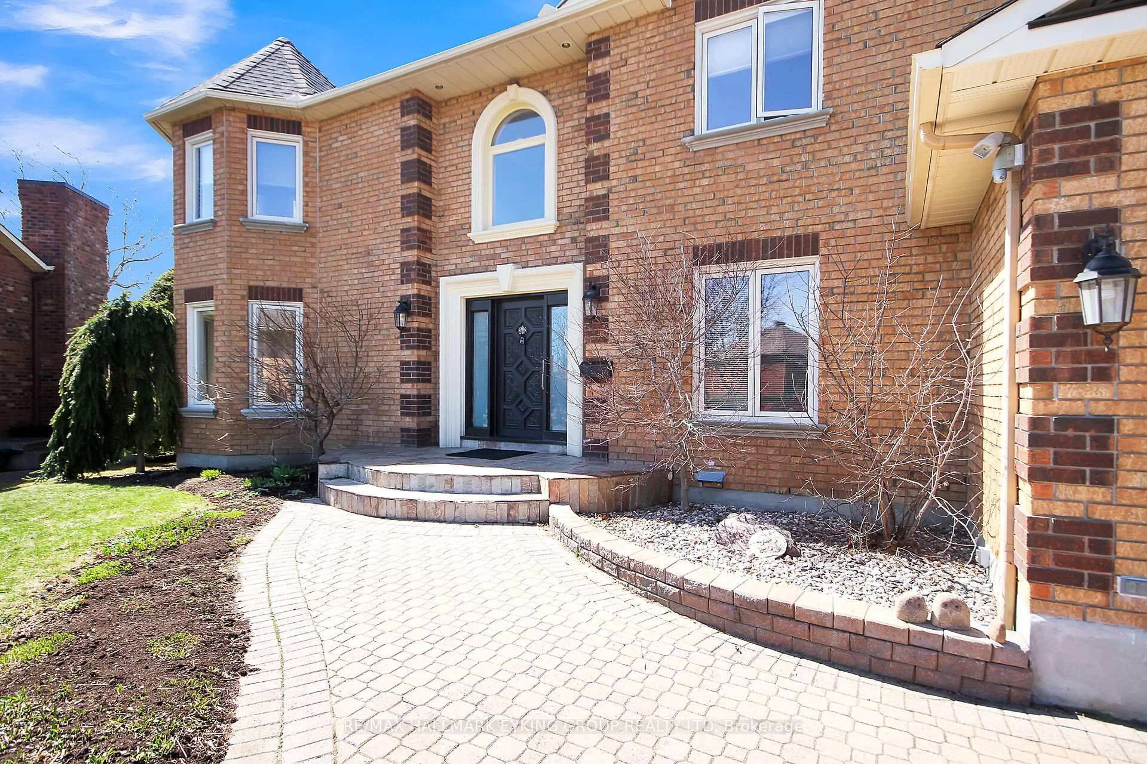 Home with brick exterior material, street for 19 Campfield Crt, Ottawa Ontario K2E 7X8