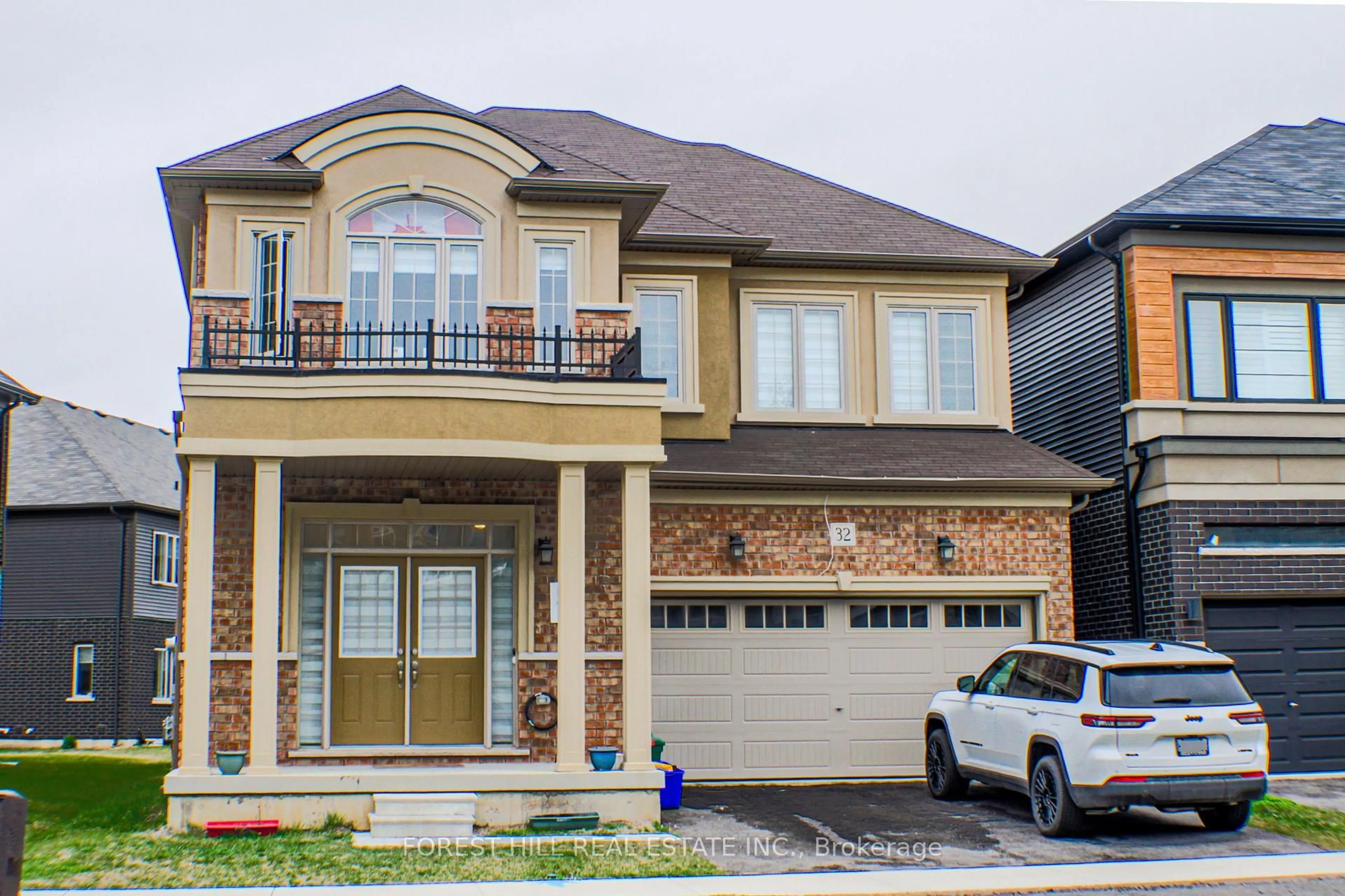 Home with brick exterior material, street for 32 Stauffer Rd, Brantford Ontario M6A 1N3