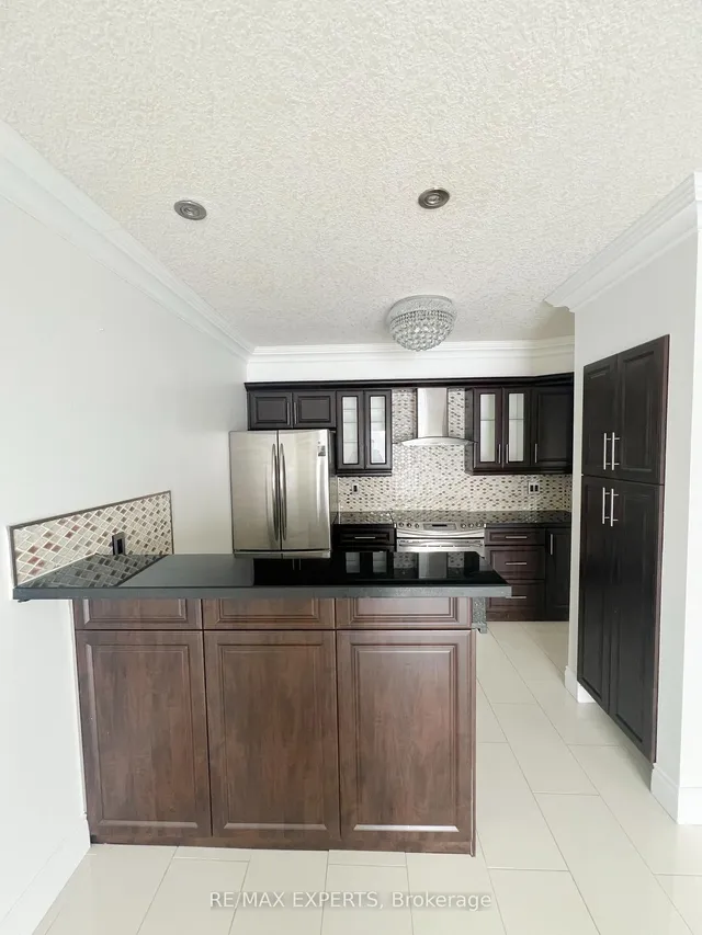 Additional property image - 345 Briarmeadow Dr Unit 404