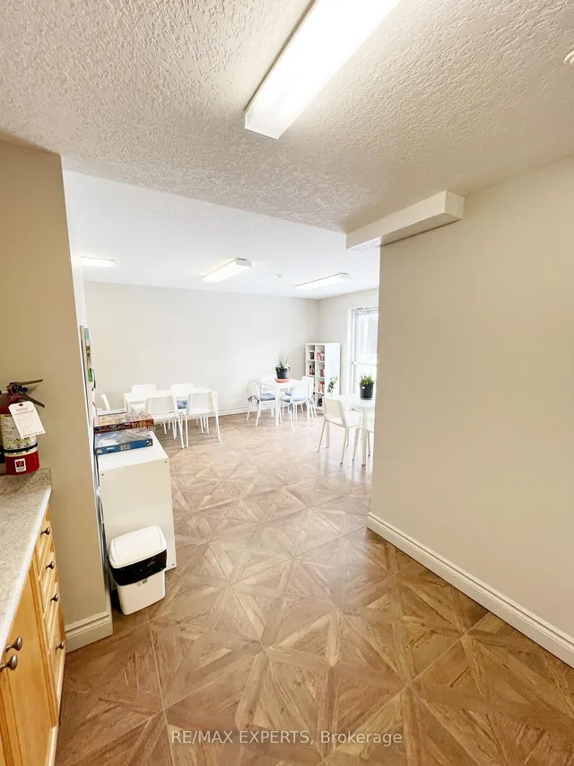 Additional property image - 345 Briarmeadow Dr Unit 404