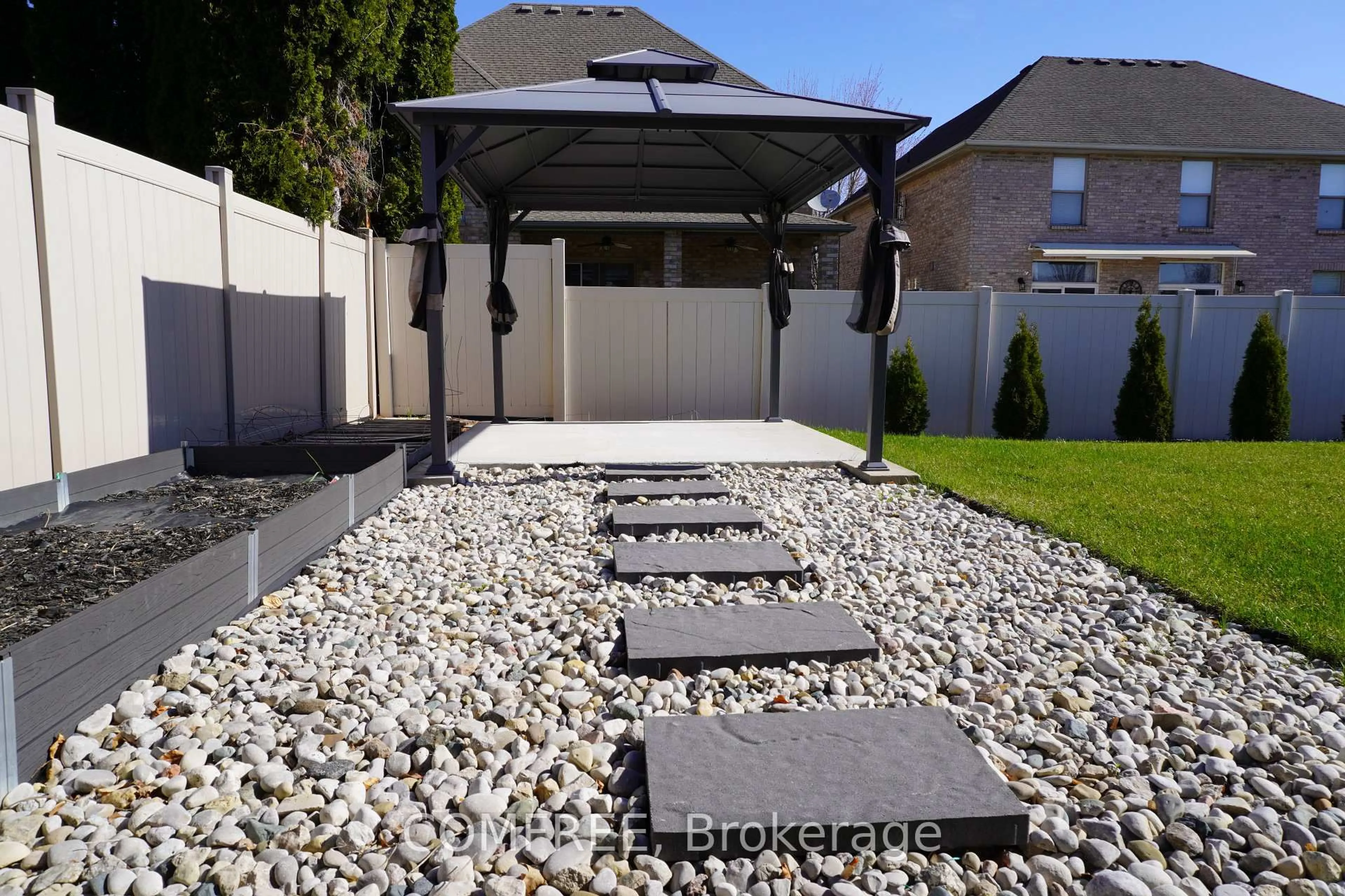 Patio, street for 1780 Stanton Ave, LaSalle Ontario N9J 3H3