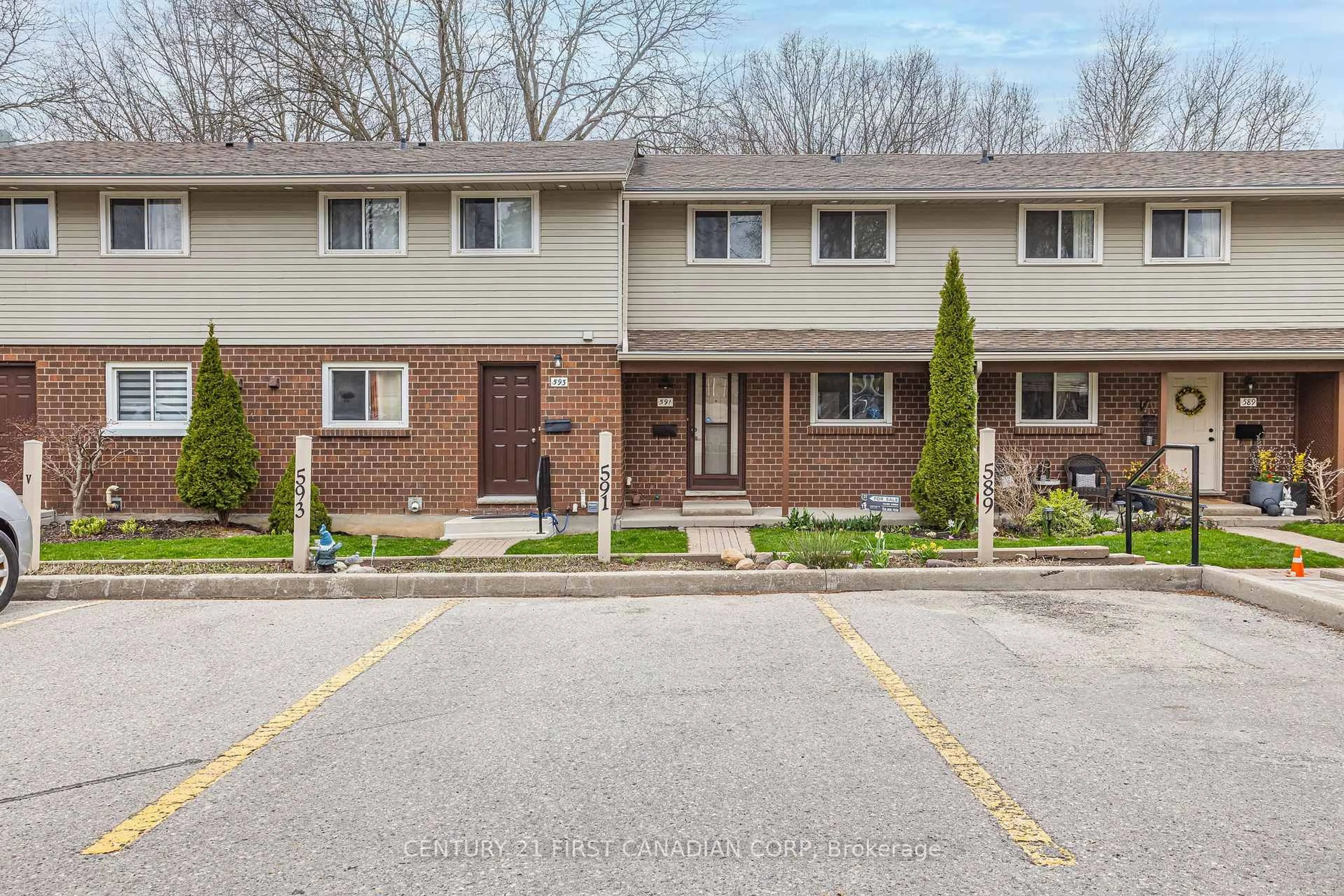 Home with brick exterior material, street for 591 Griffith St #13, London Ontario N6K 2S5