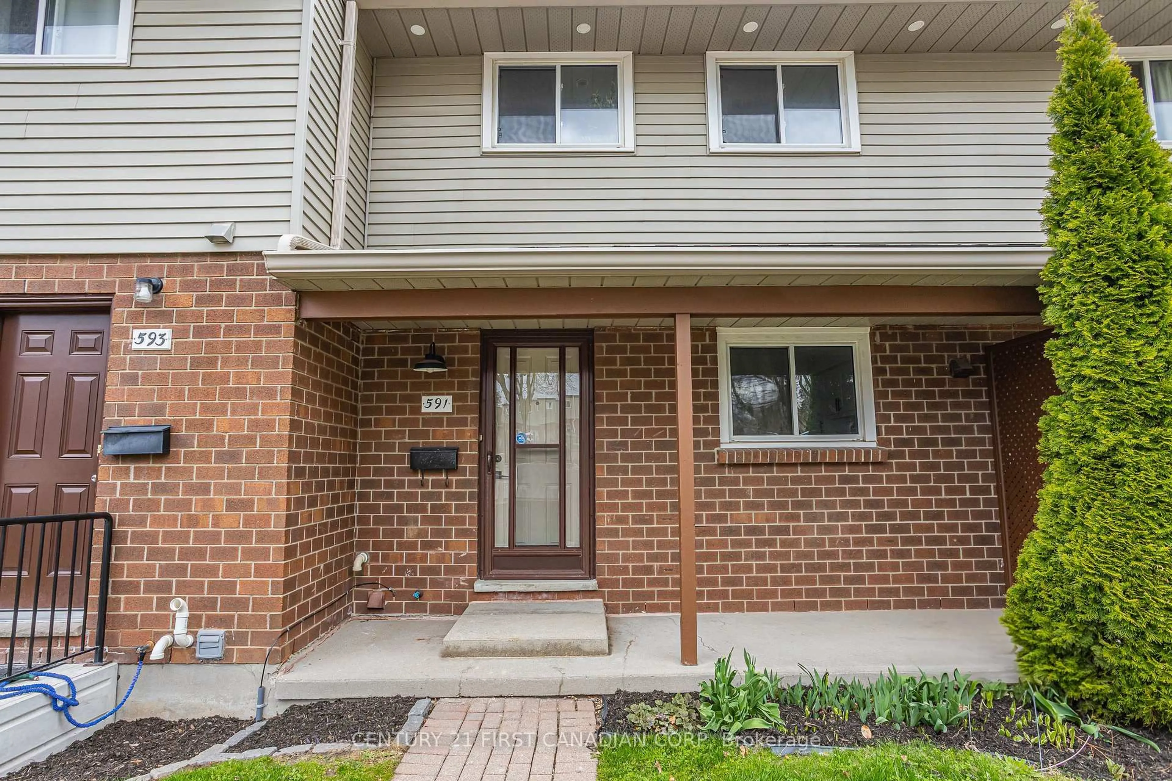 Home with brick exterior material, street for 591 Griffith St #13, London Ontario N6K 2S5