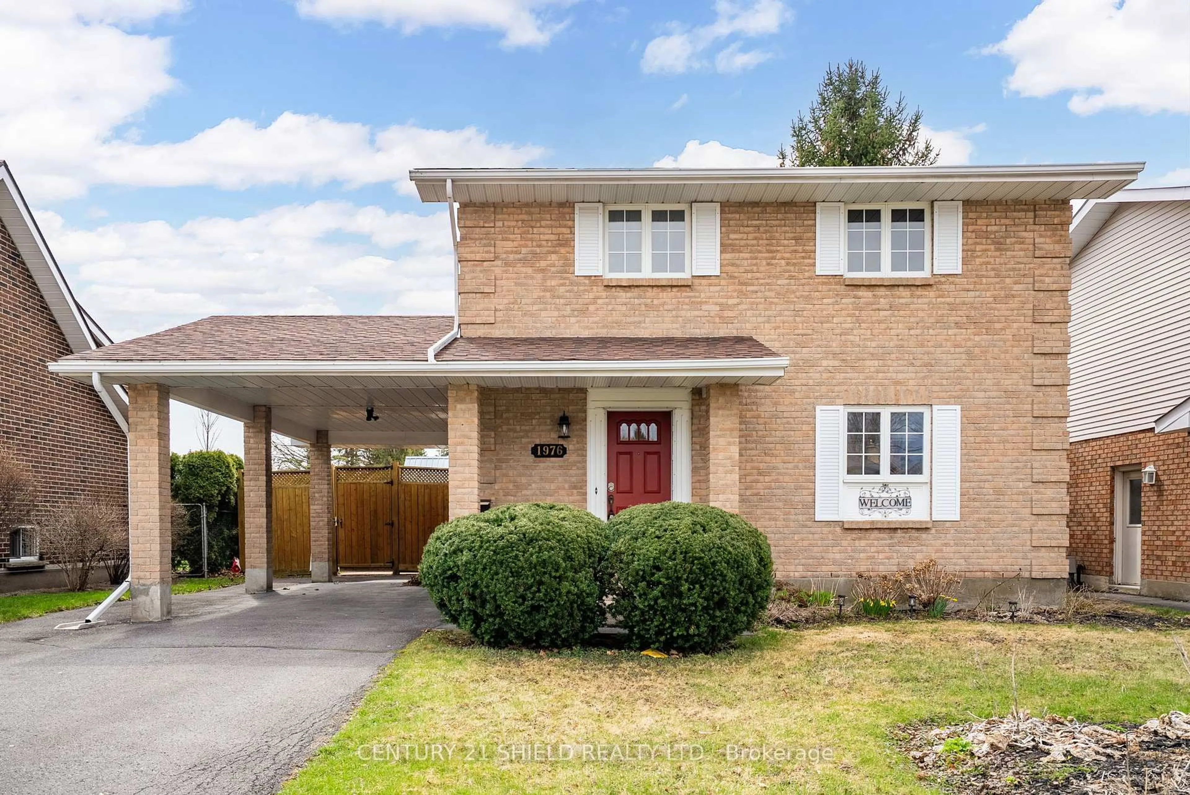 Home with brick exterior material, street for 1976 Concorde Ave, Cornwall Ontario K6H 6R4