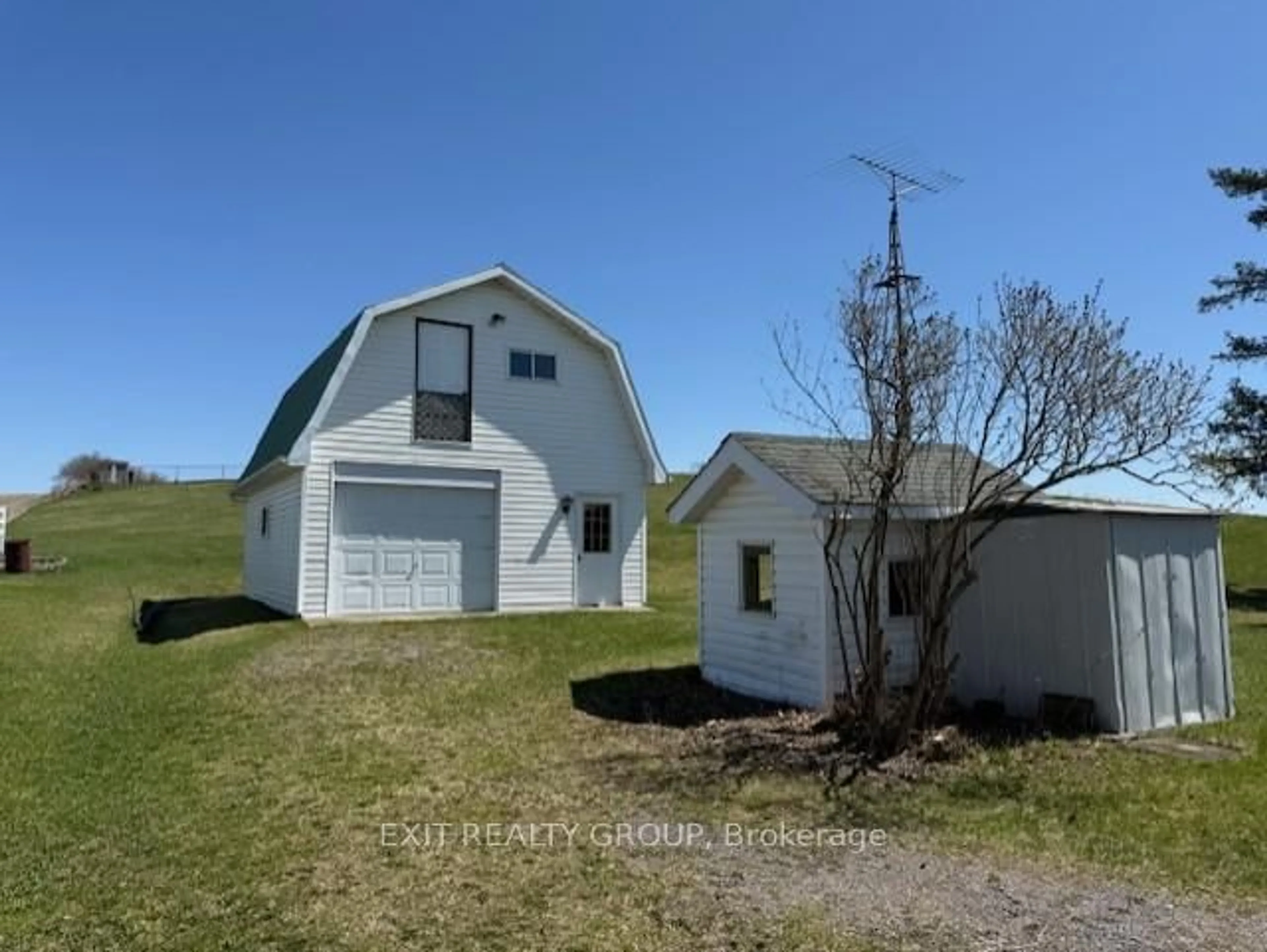 Unknown for 526 Hoards Rd, Stirling Ontario K0K 3E0