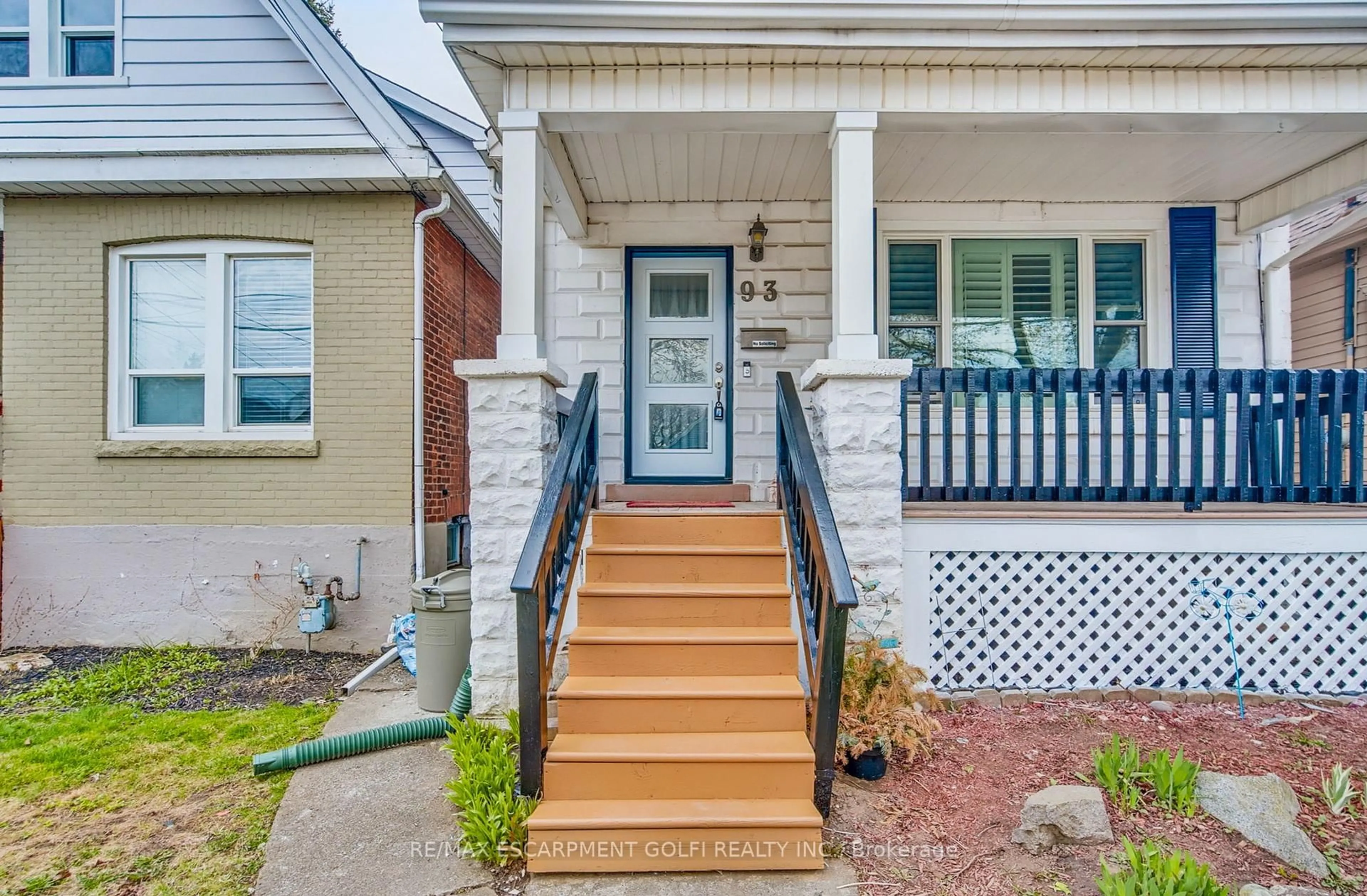 Home with brick exterior material, street for 93 East 23rd St, Hamilton Ontario L8V 2W7