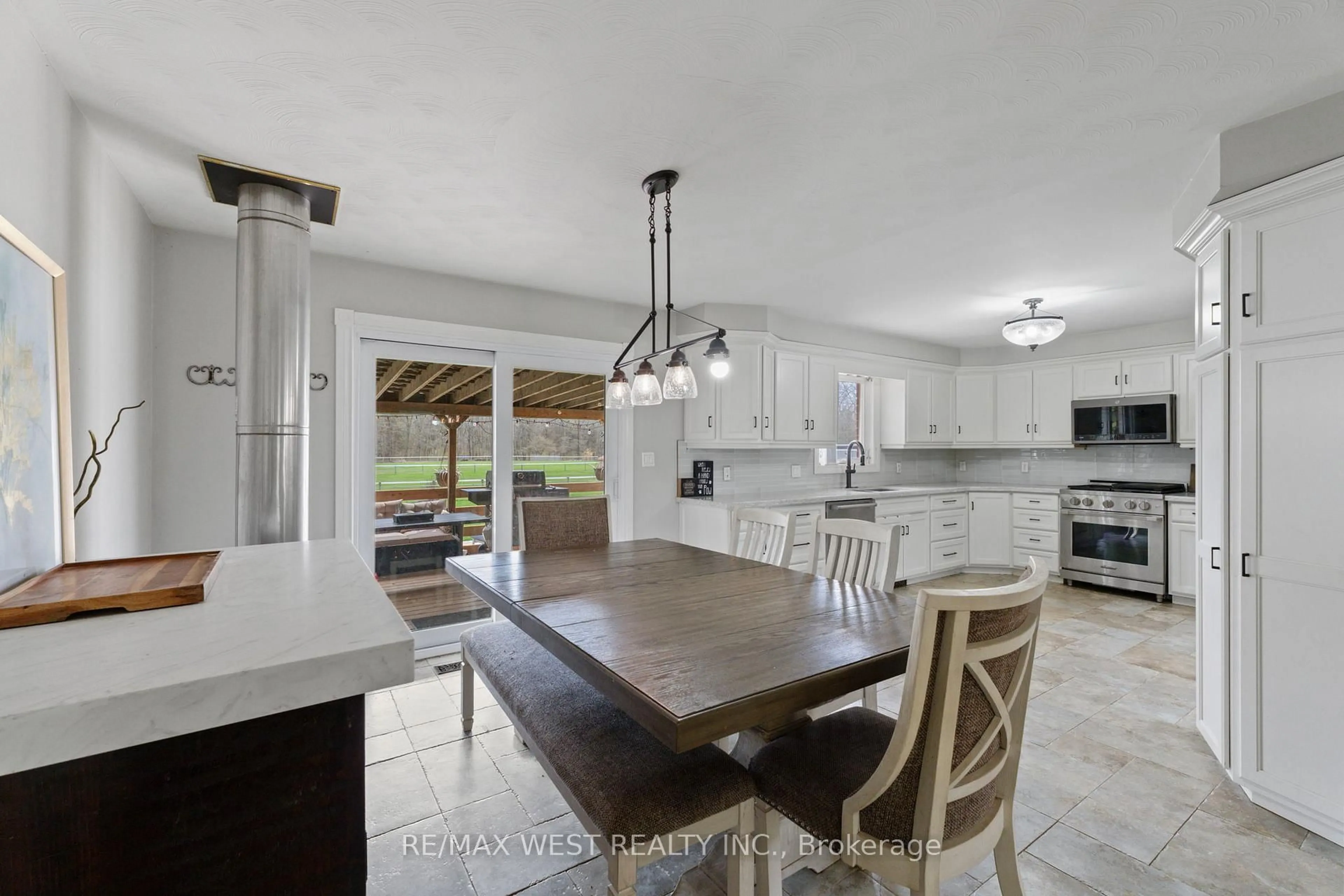 Open concept kitchen, ceramic/tile floor for 428 1 Charlotteville Rd, Norfolk Ontario N0E 1P0