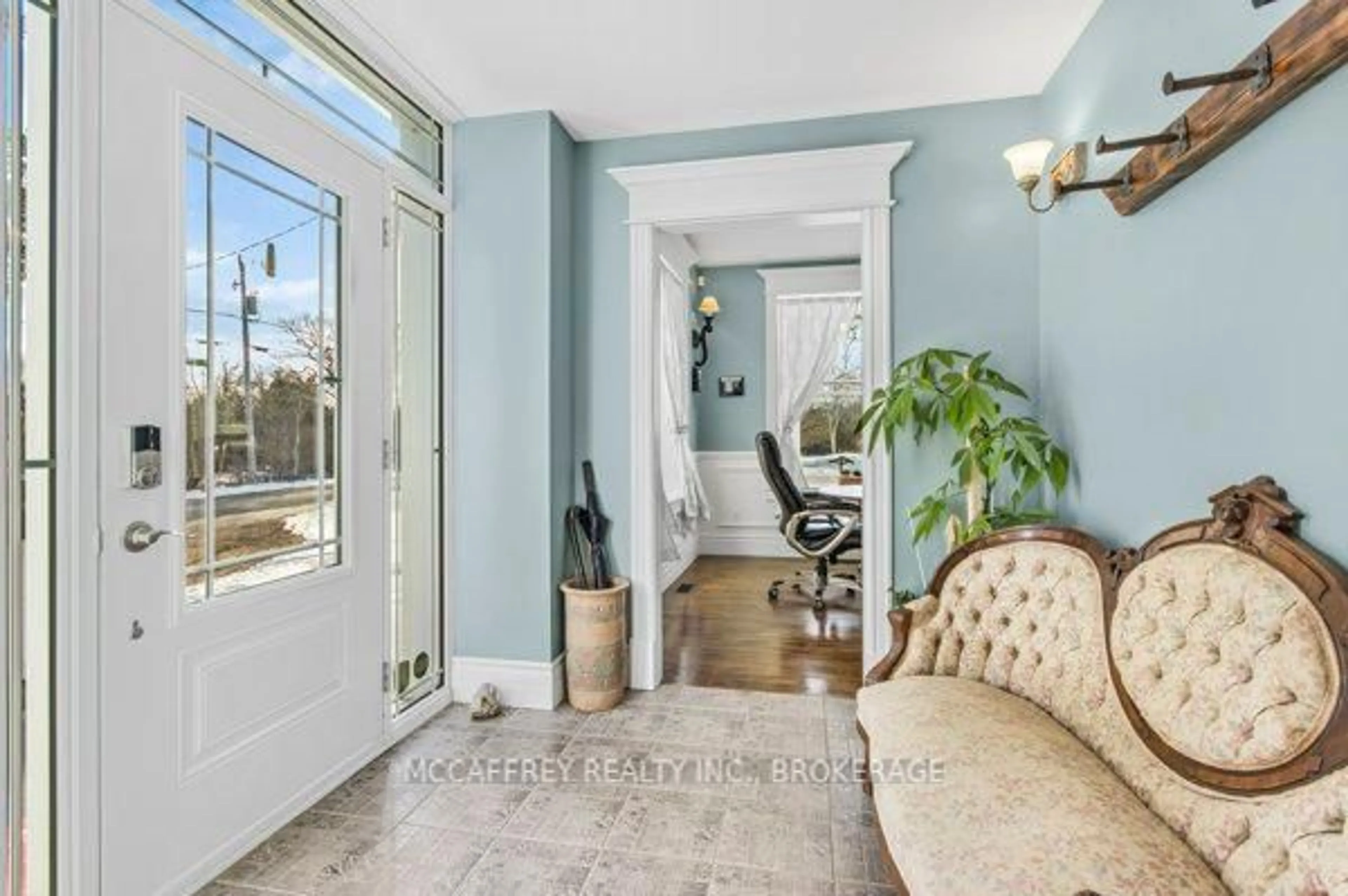 Indoor entryway for 3994 HOWES Rd, Bissett Creek Ontario K0H 2H0